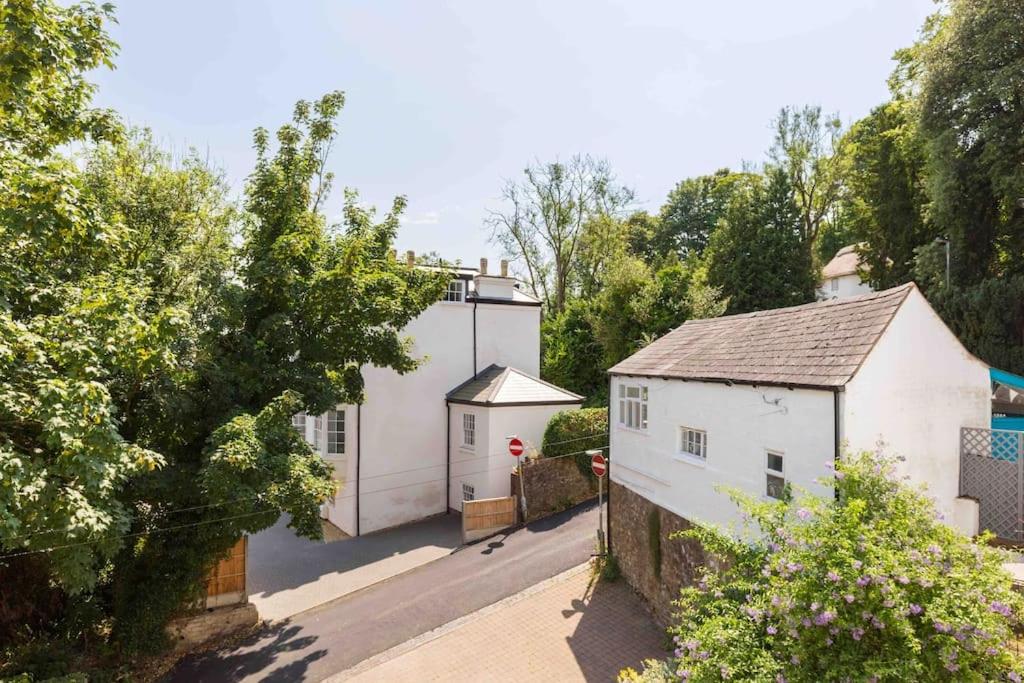 The Old Morgan Period 3 Bed Duplex view 3