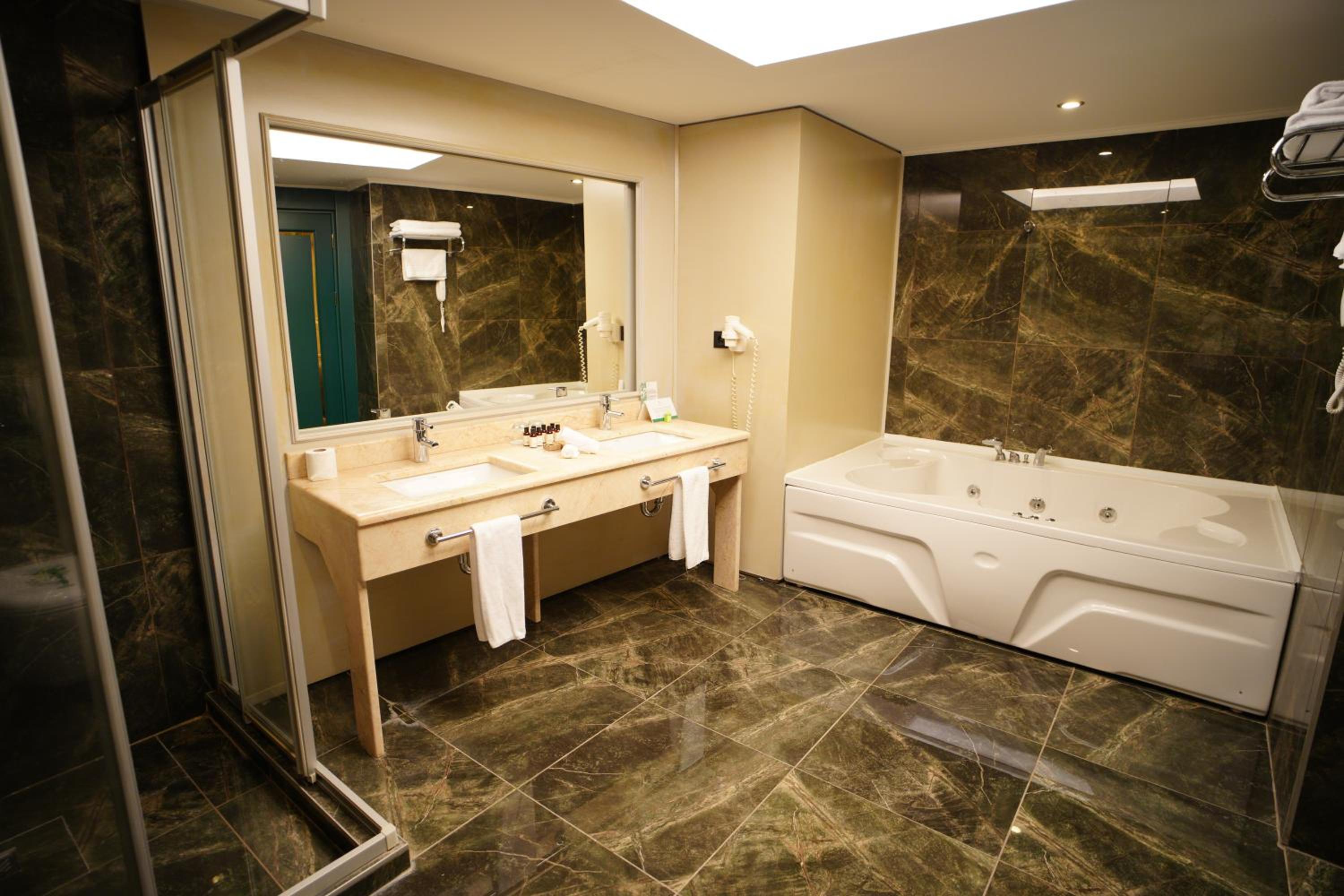 Gazelle Resort & Spa