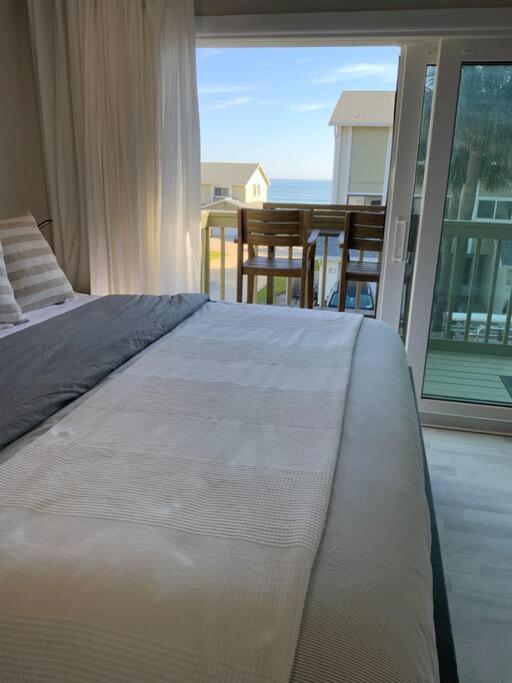 ZEN BEACH RETREAT - OCEAN VIEW TOWNHOUSE -No Drive Beach view 5