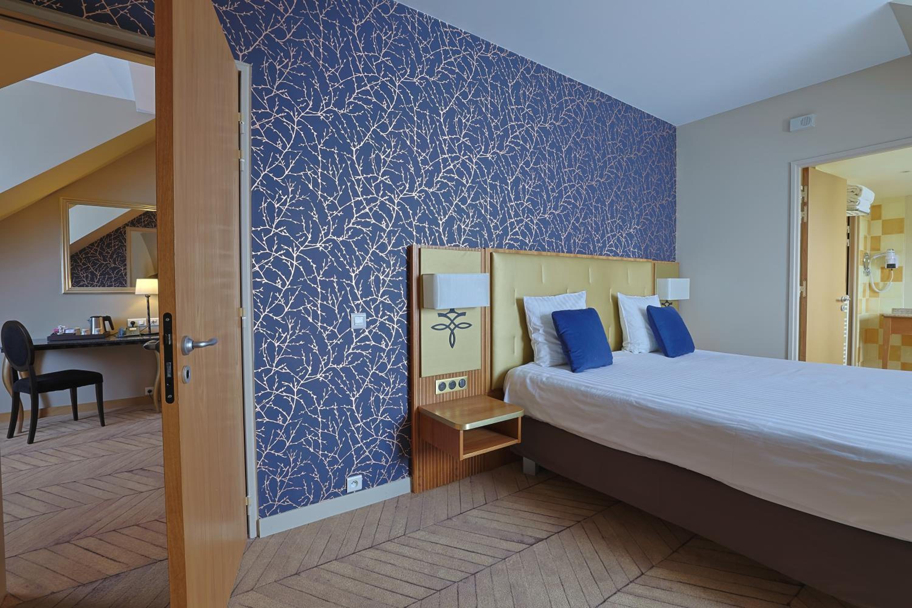 Magny-le-Hongre Vacations - Dream Castle Hotel Marne La Vallee - Property Image 8