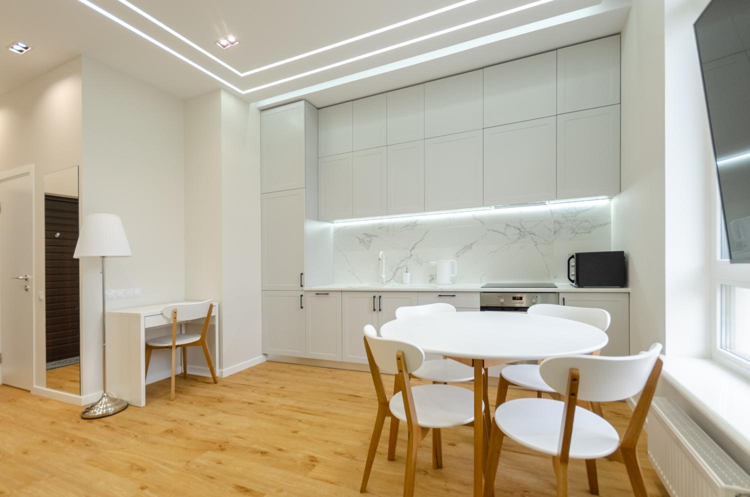 Ж Luxury apartments for a wonderful holiday on Zhylyanska street