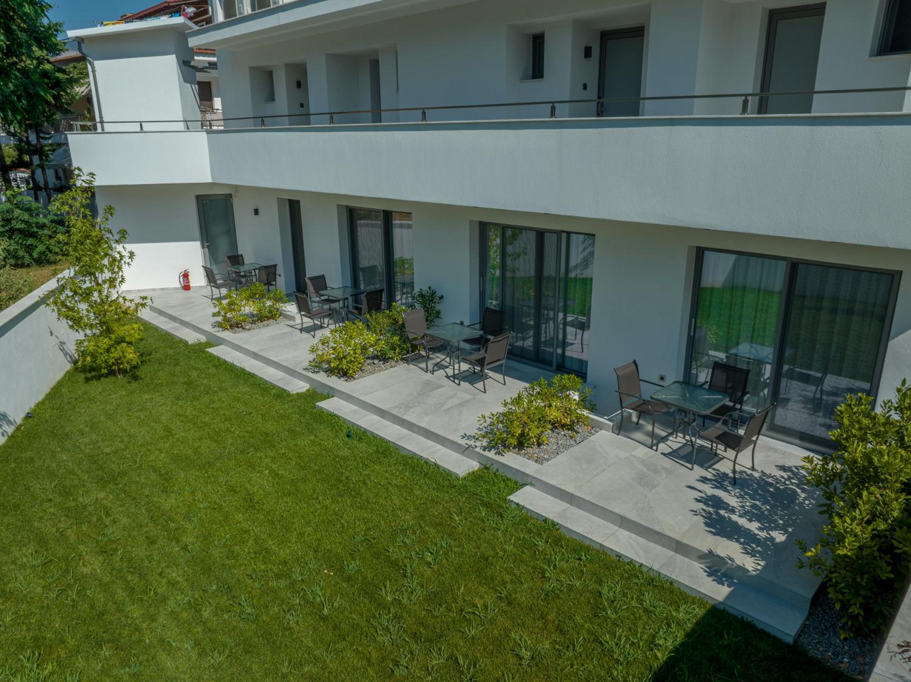 MERA APARTMENTS