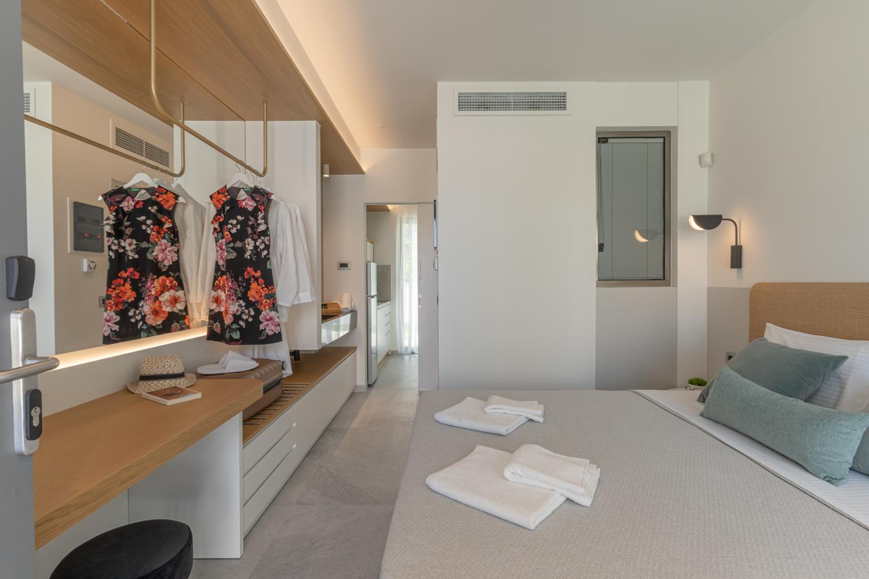 MERA APARTMENTS