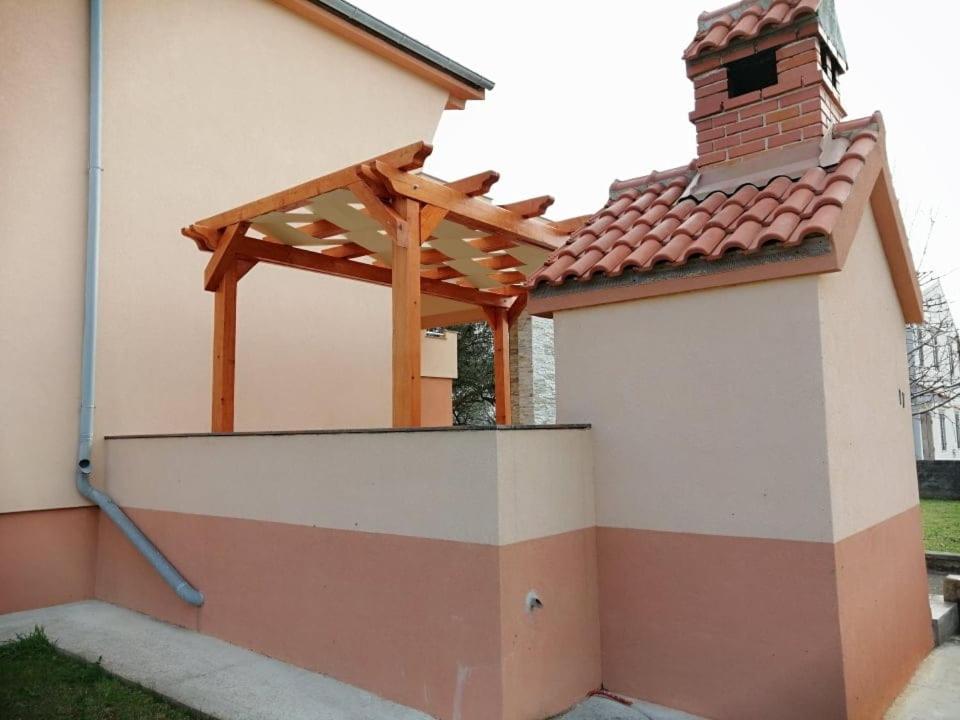 Photo 37