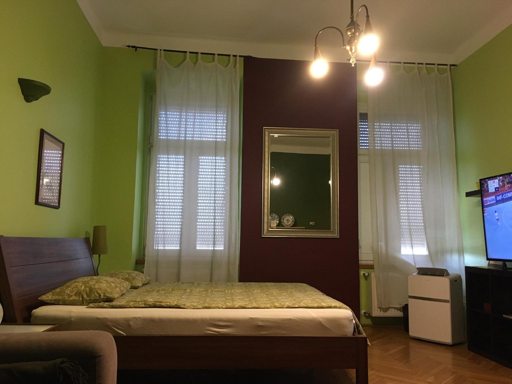 Studio along the Danube view 3