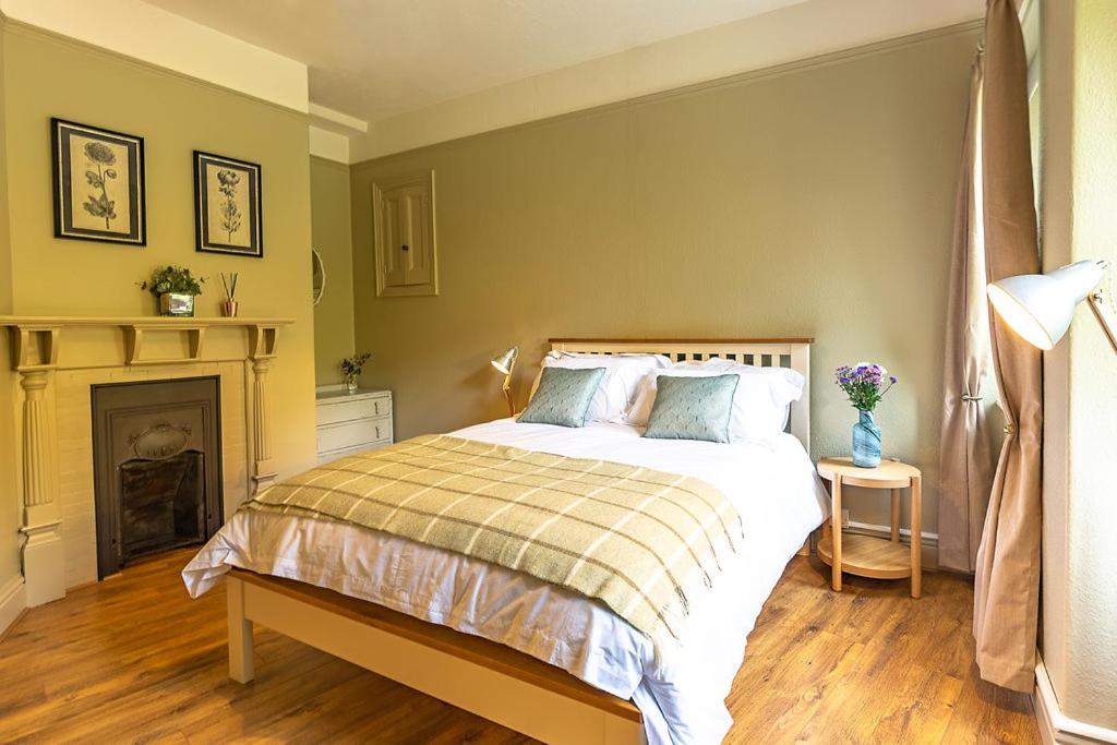 Cosy cottage in the heart of Bakewell view 5