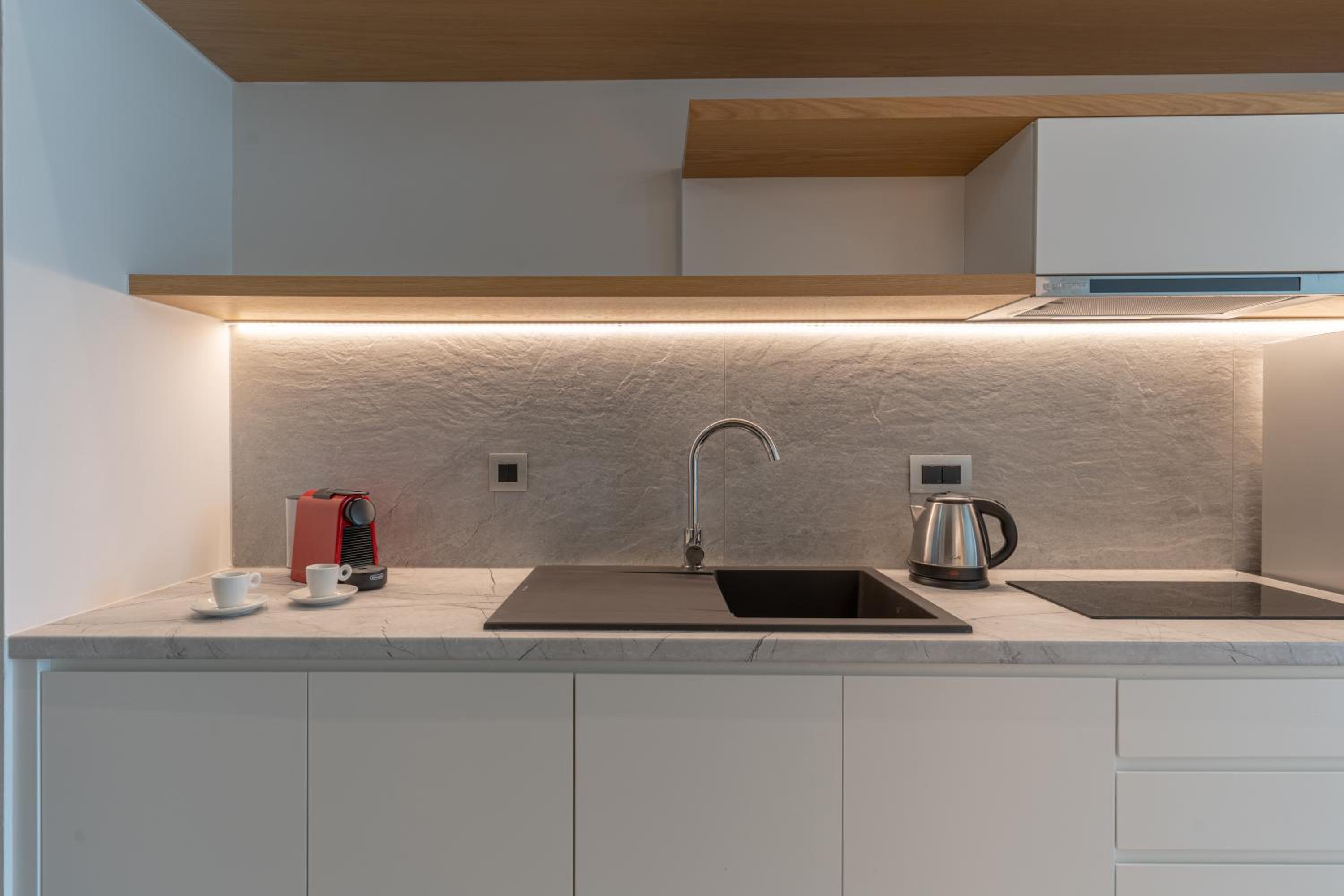 MERA APARTMENTS