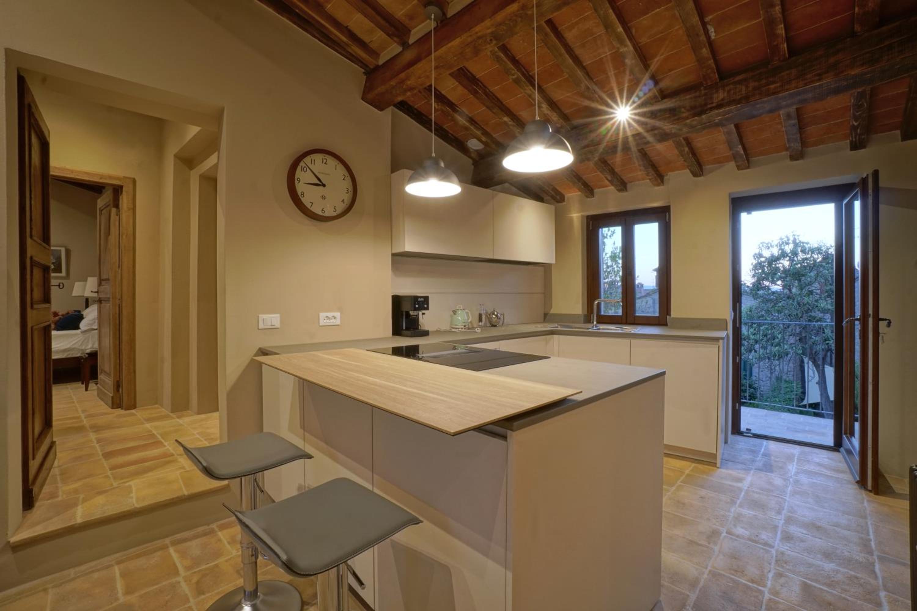 Montone Apartment