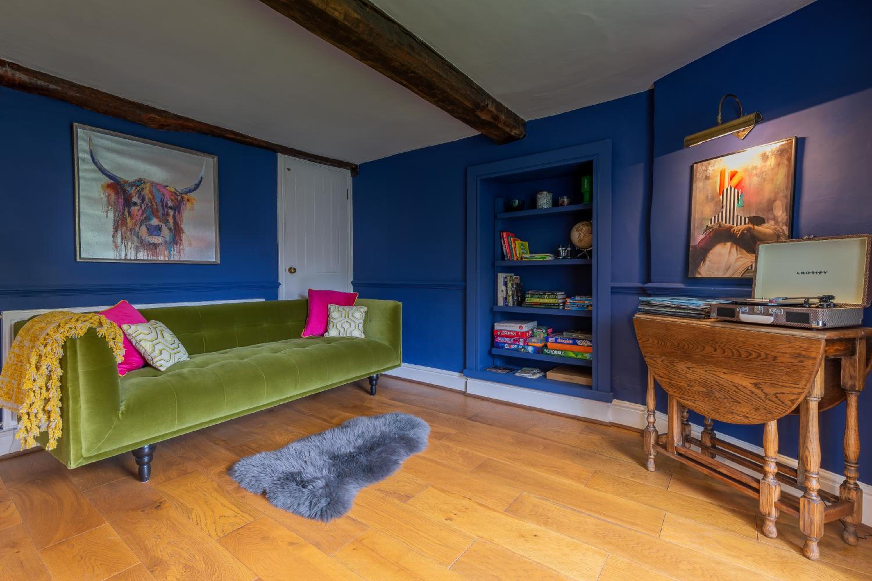 Grade II Listed House near Chatsworth view 3