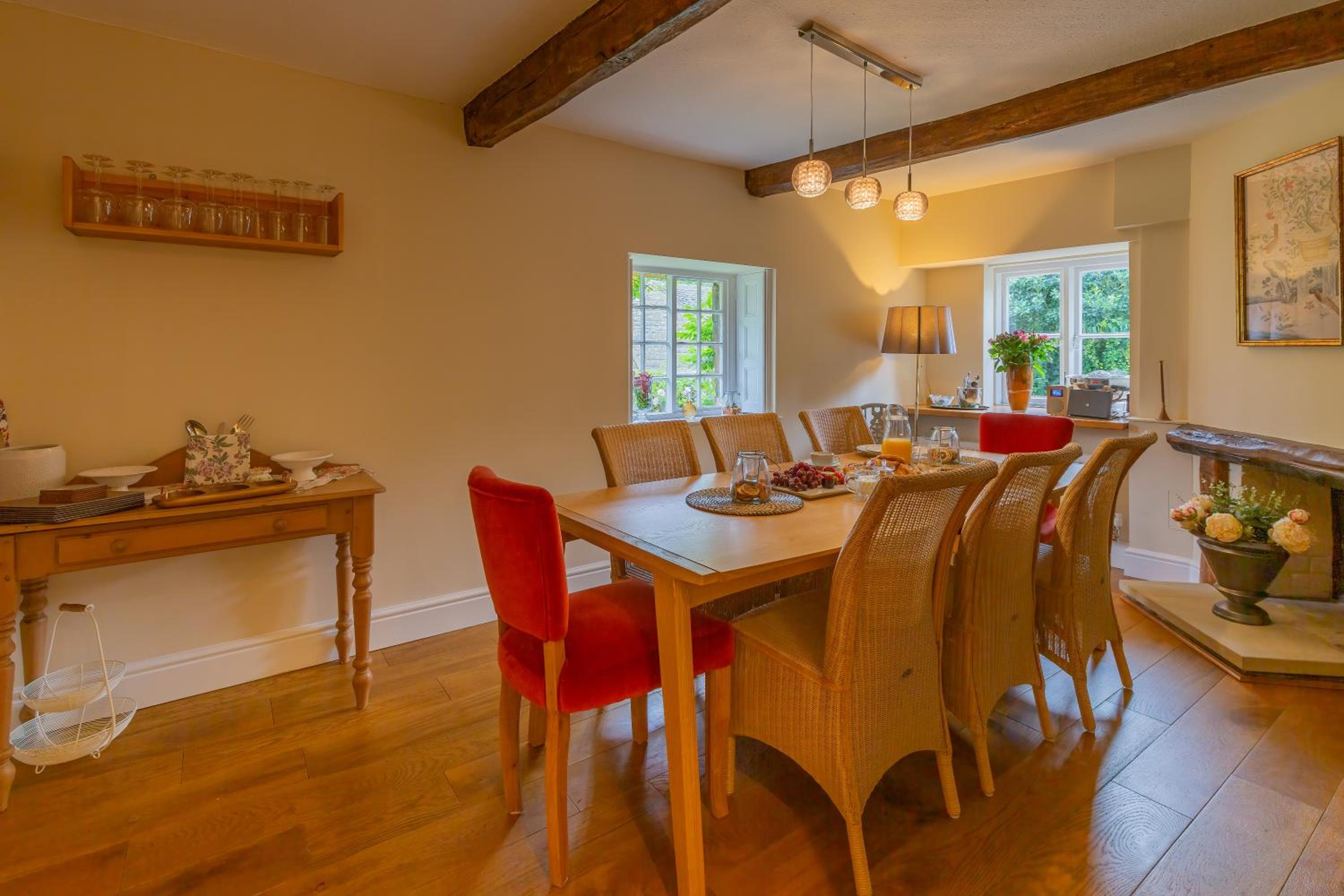 Grade II Listed House near Chatsworth view 5