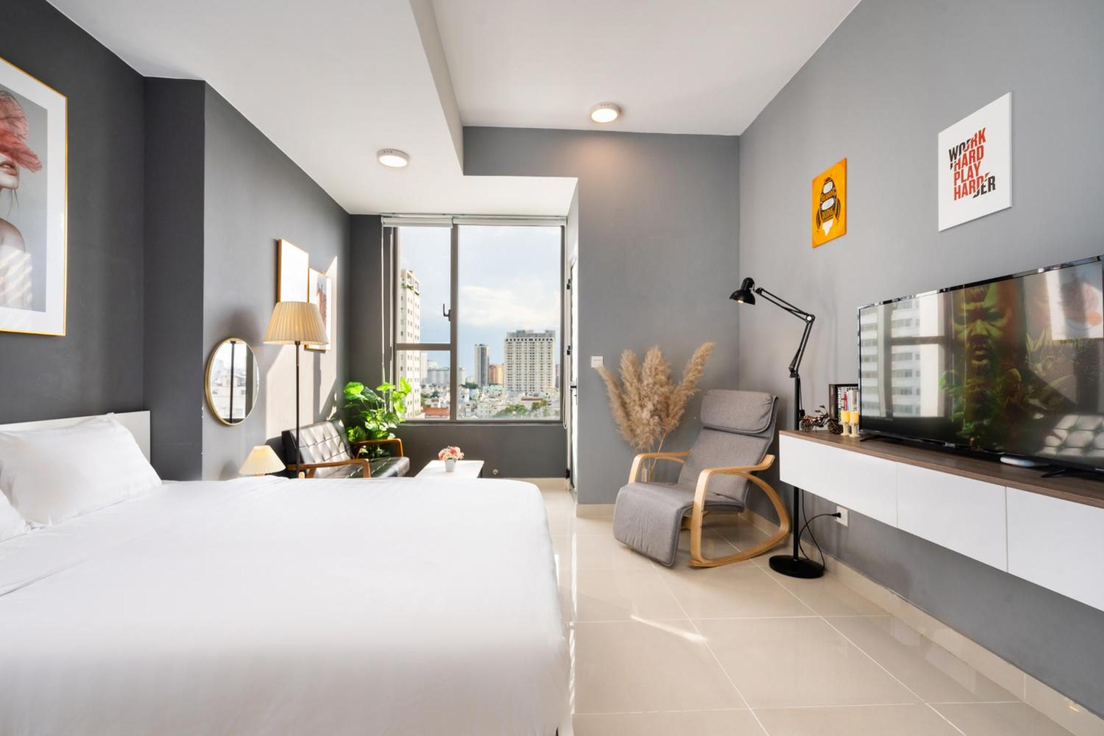 TeeUp Home - Infinity Pool Signature