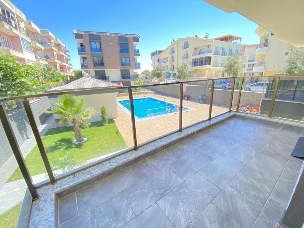Hotel Brand new 2 bedroom apartment with pool Didim good location - Image 1