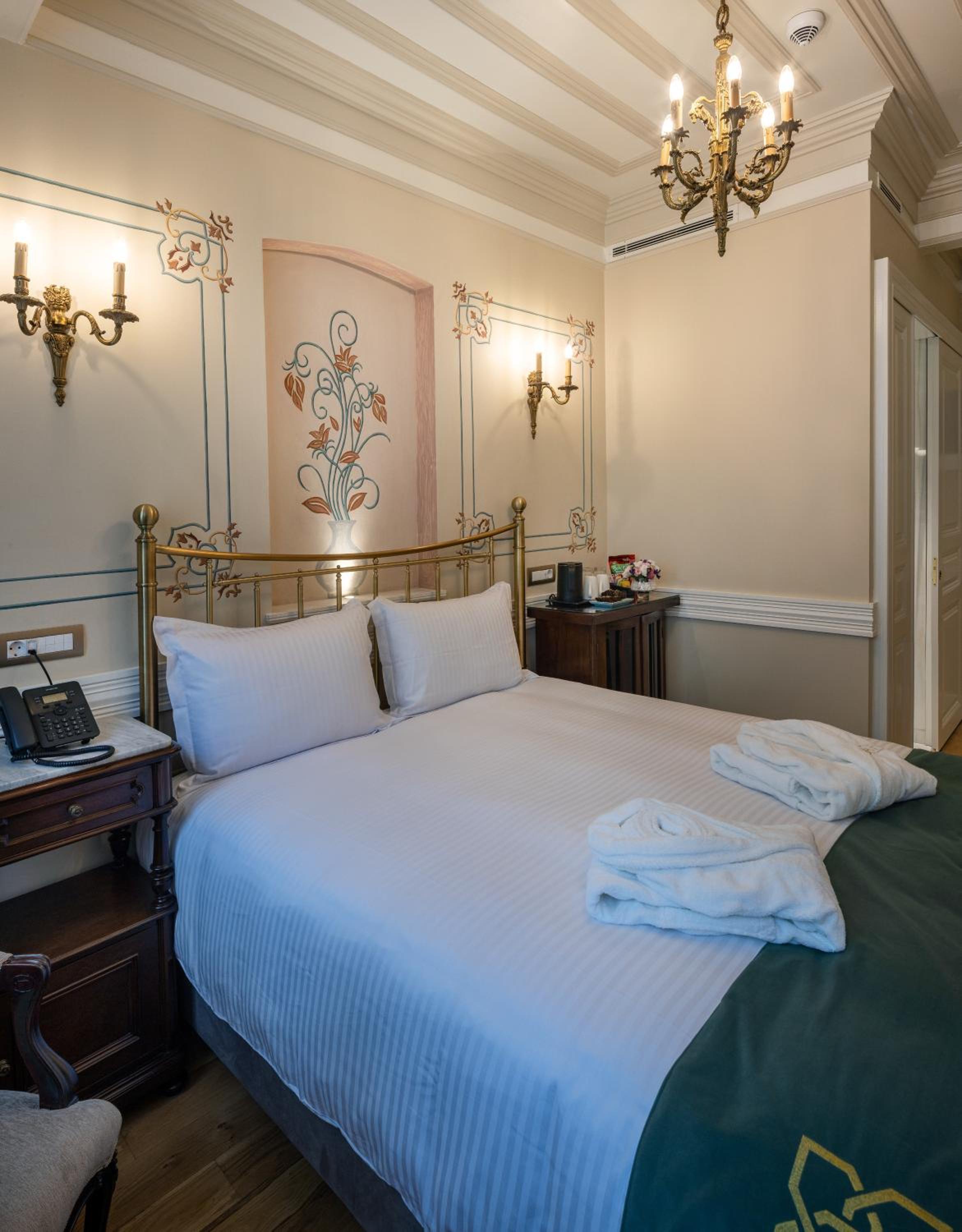 Turkish House Otel - Image 55