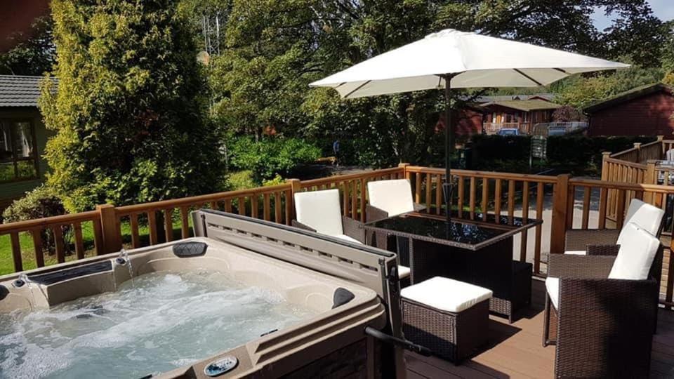 Hotel 48 Pony Meadow - White Cross Bay