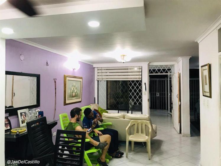 Casa Feliz Hostal