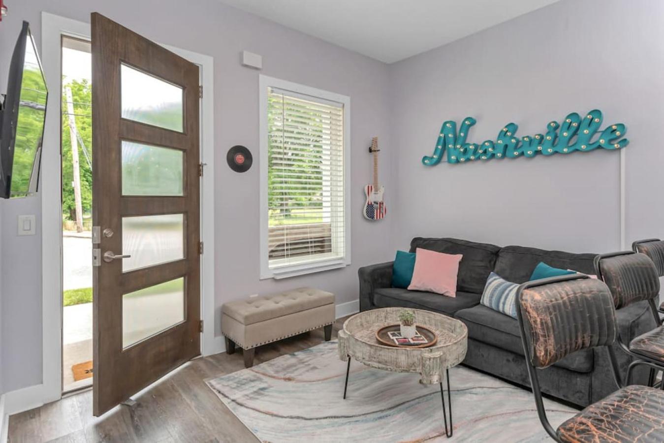 1st Floor Condo No Steps - 2 miles to Downtown view 2