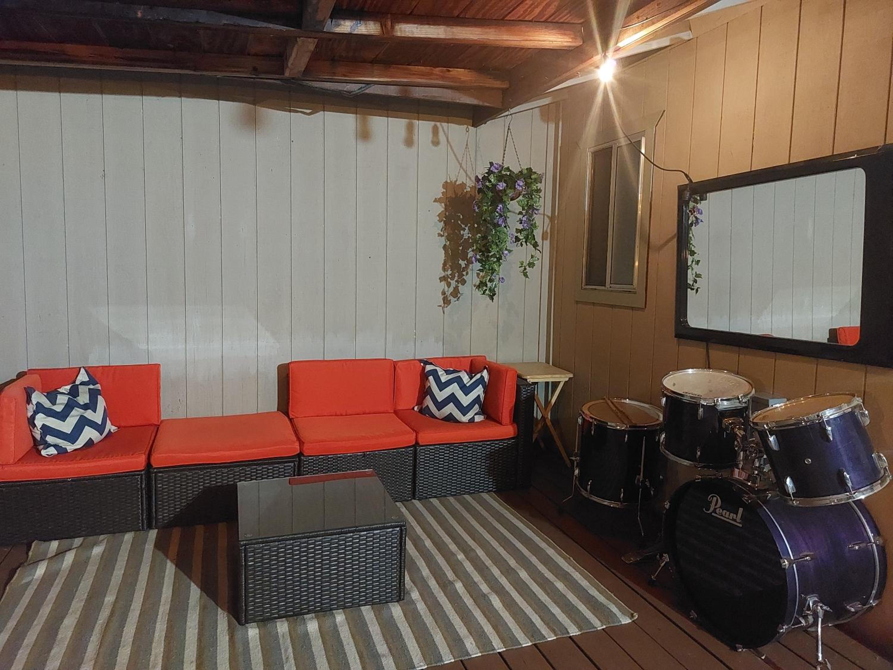 lounge