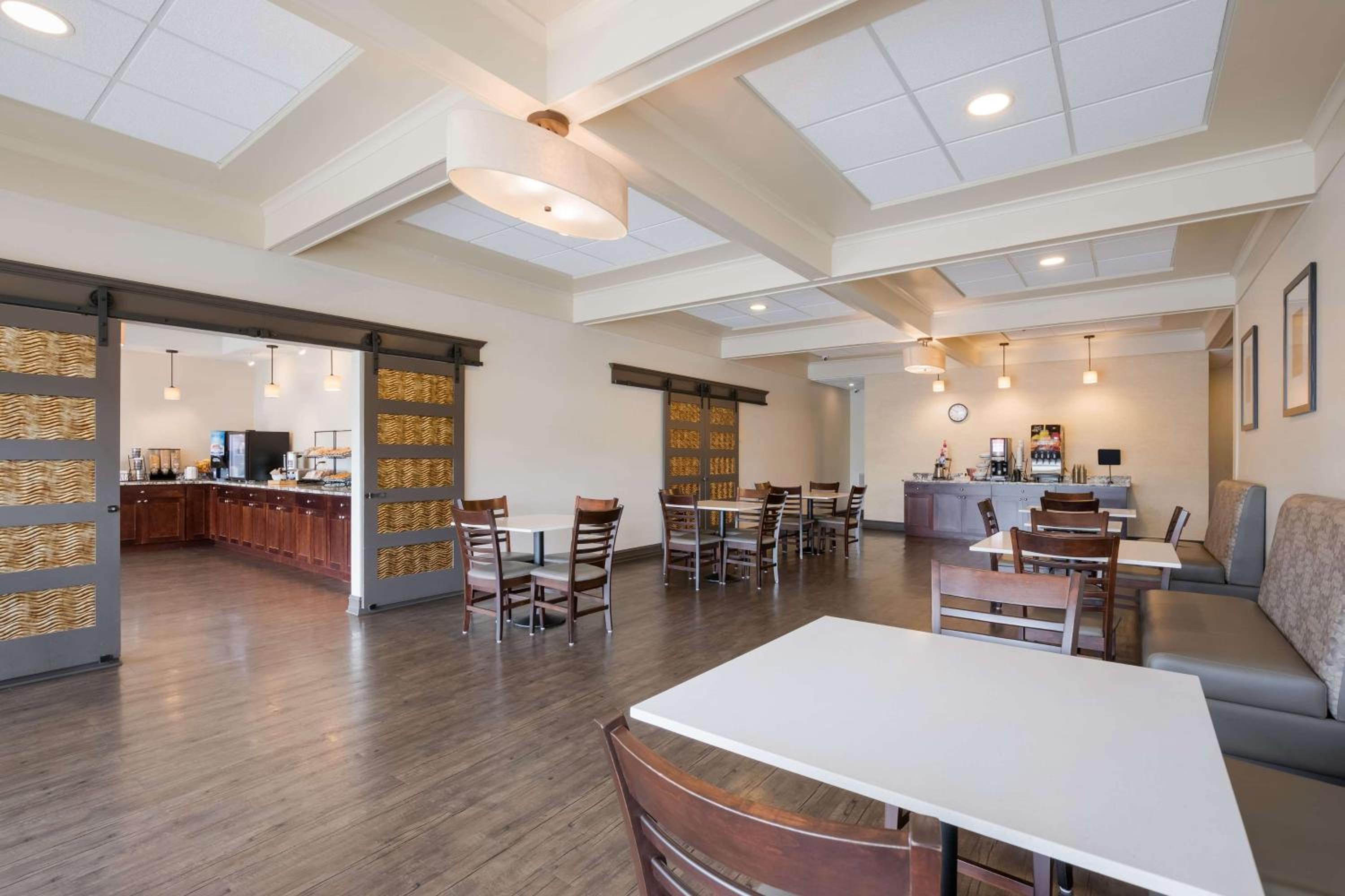 Best Western Northwest Indiana Inn - Image 3