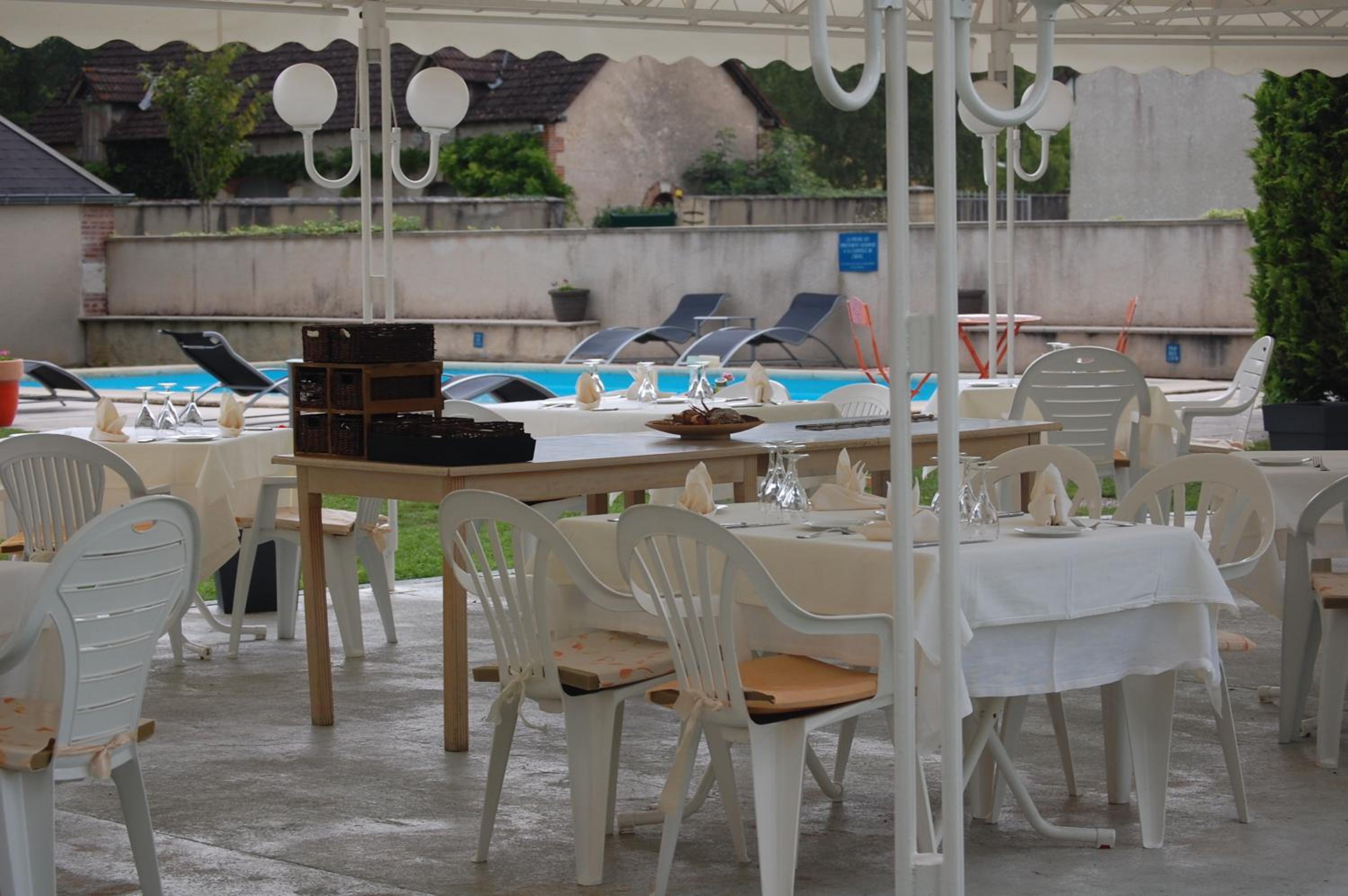 Hôtel-Restaurant Le Prieuré devient la 