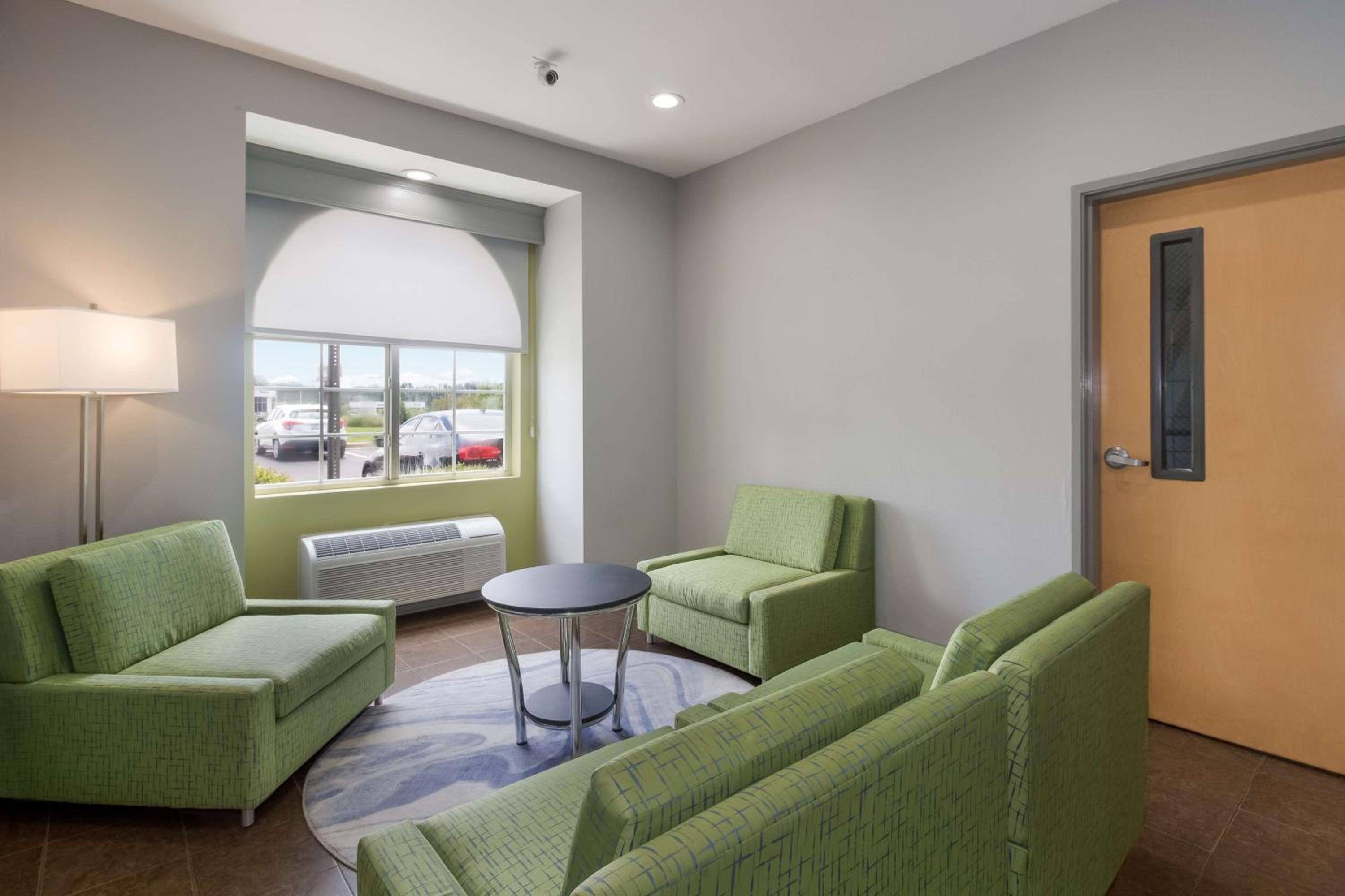 Quality Inn Shallotte near Ocean Isle Beach view 4