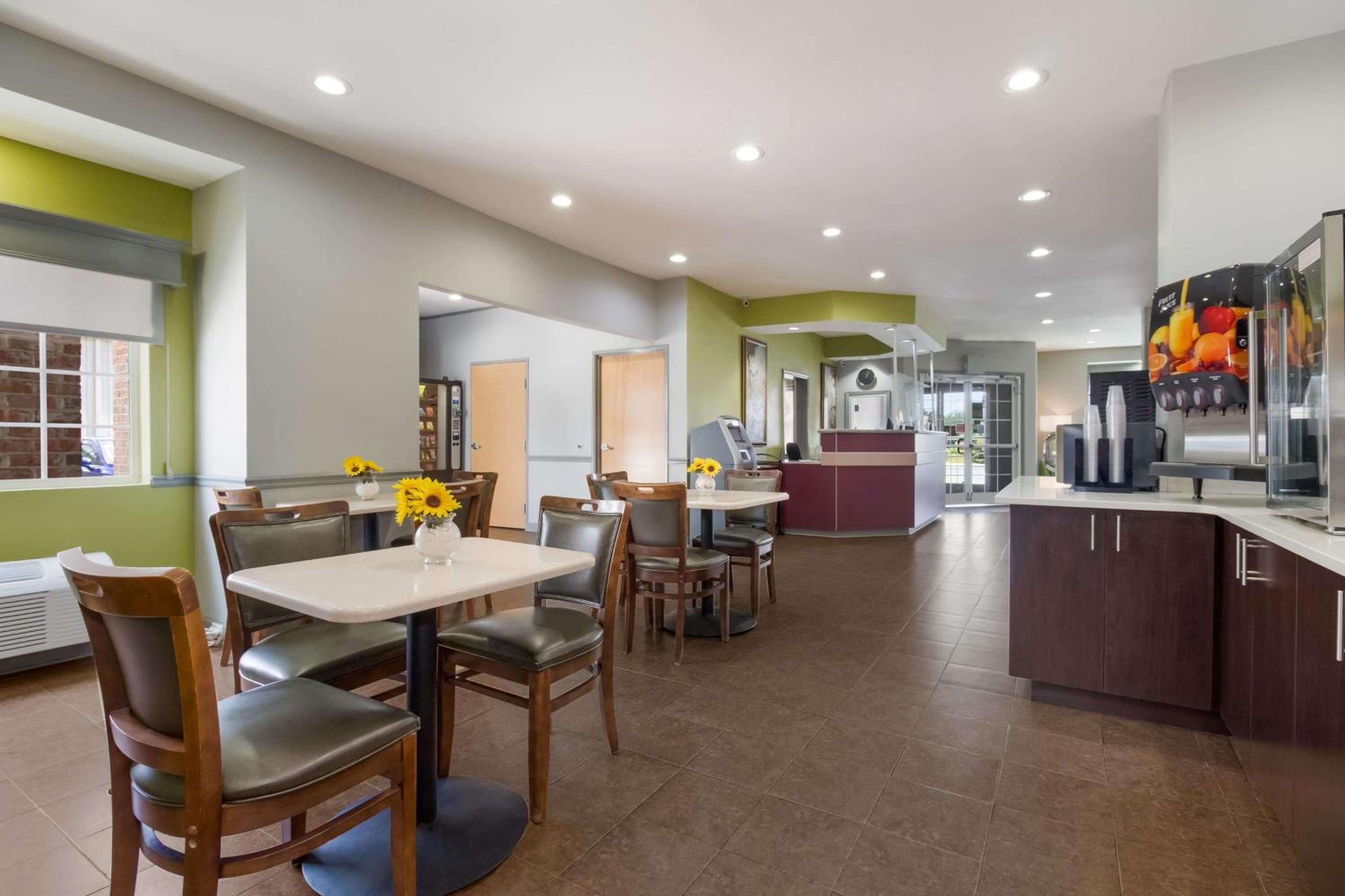 SureStay Hotel by Best Western Shallotte - Property Image 7
