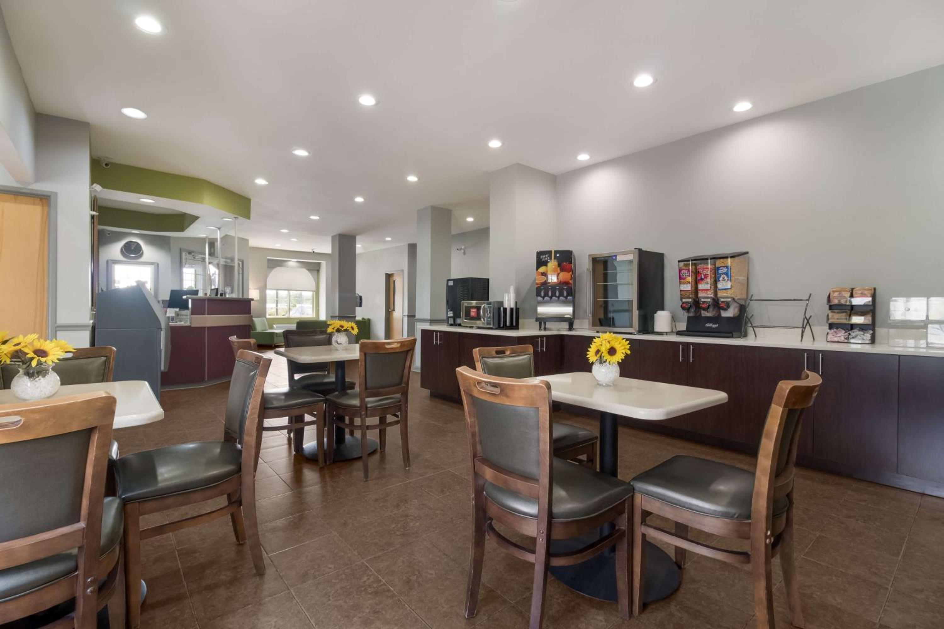 SureStay Hotel by Best Western Shallotte - Property Image 6