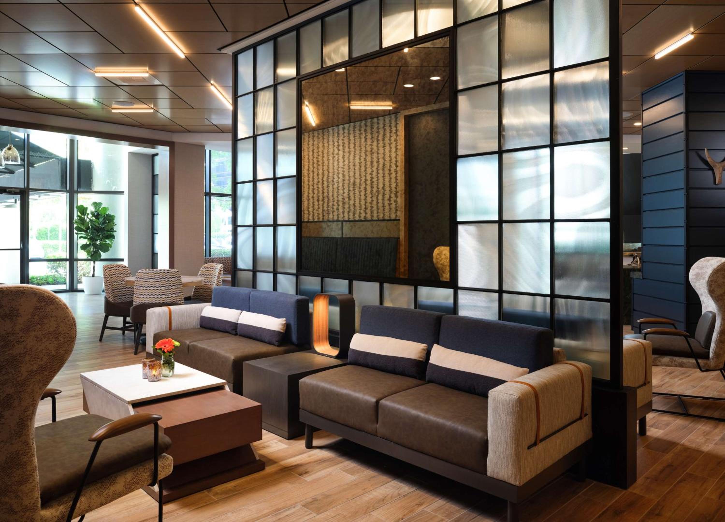 Orange County/Anaheim Vacations - Sonesta Irvine John Wayne Airport - Property Image 1