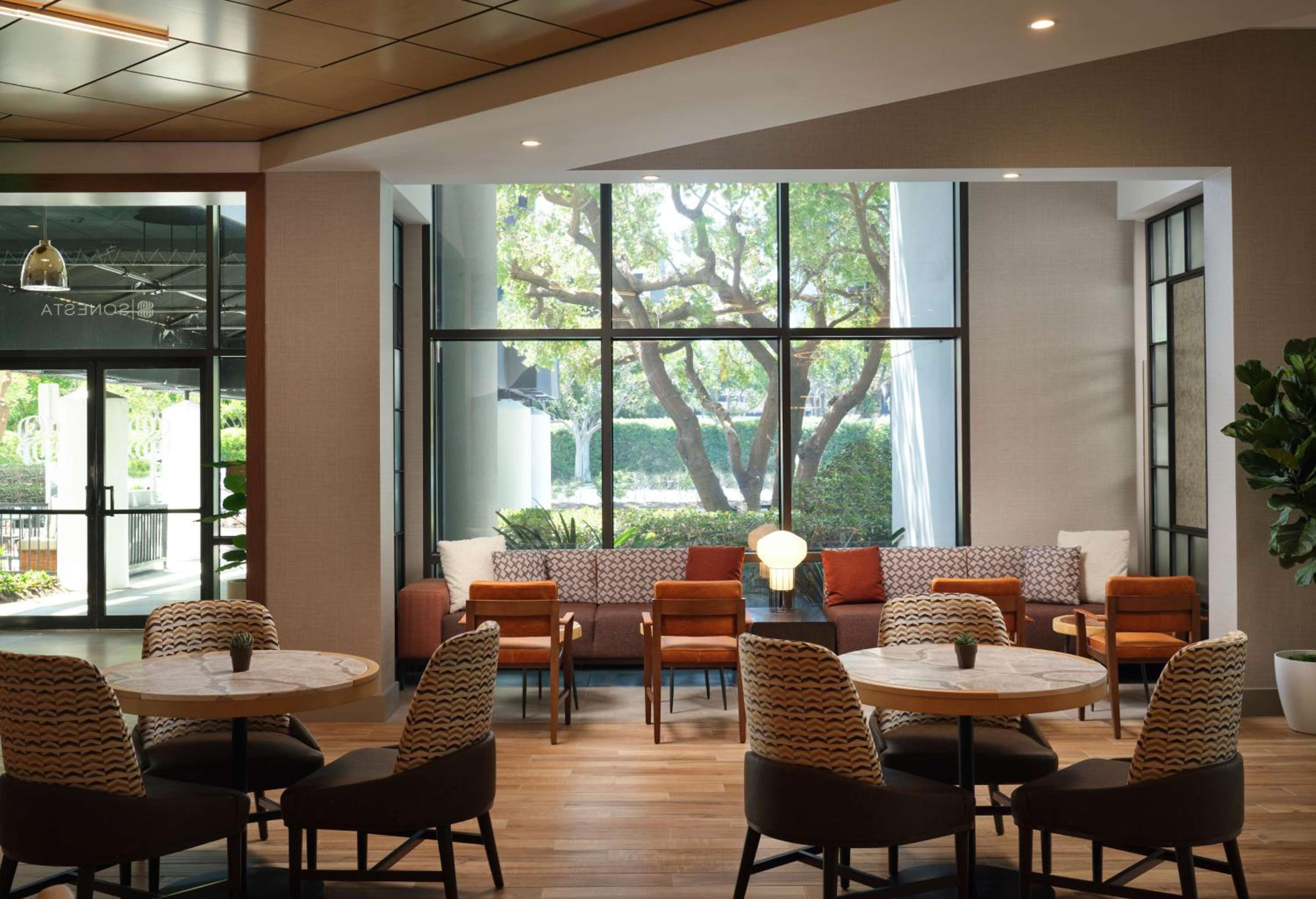 Orange County/Anaheim Vacations - Sonesta Irvine John Wayne Airport - Property Image 13