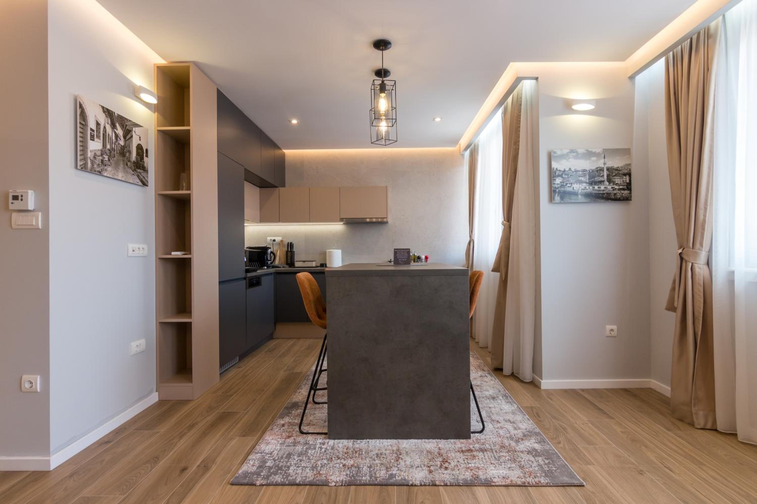 Mayisa Apartments