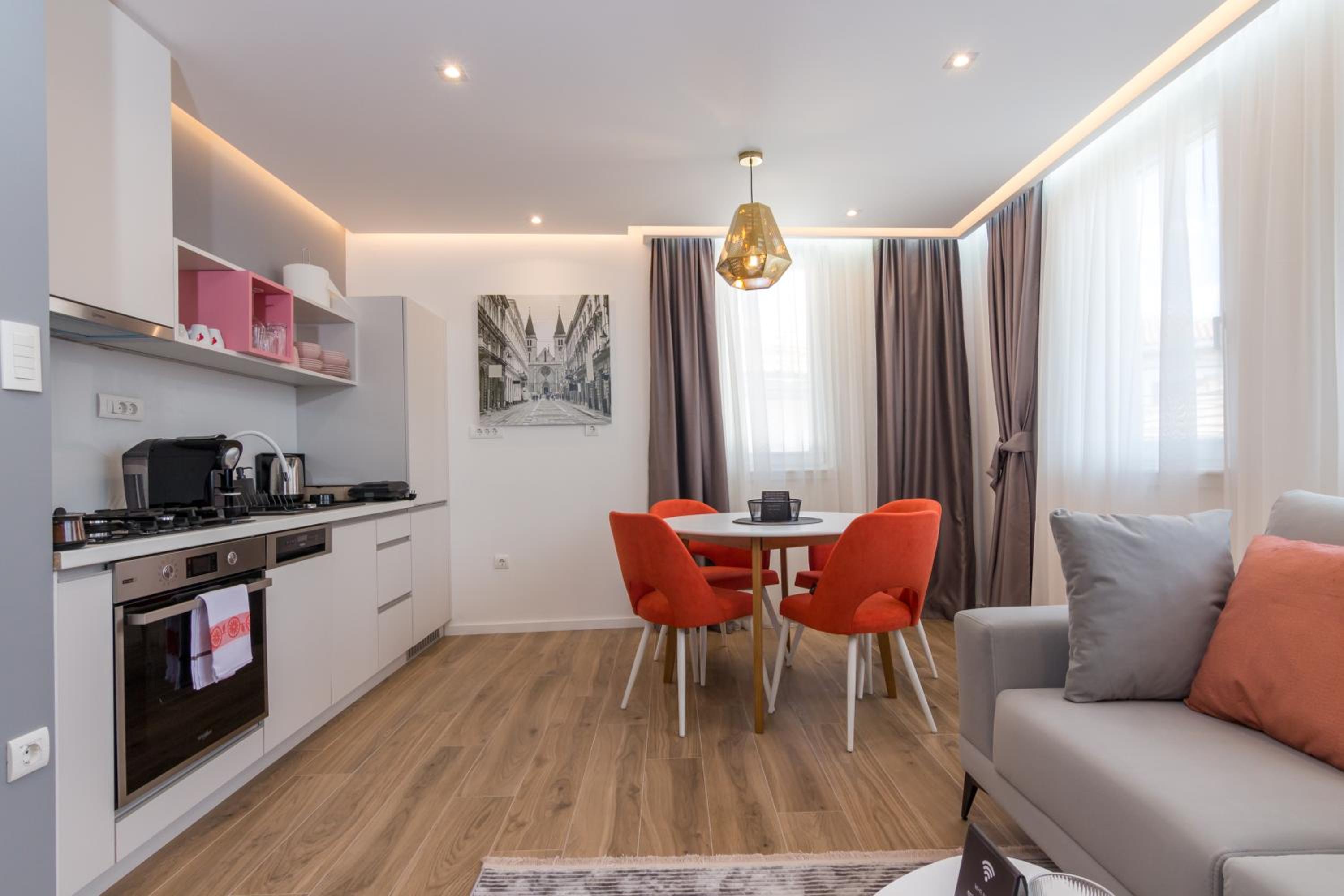 Mayisa Apartments