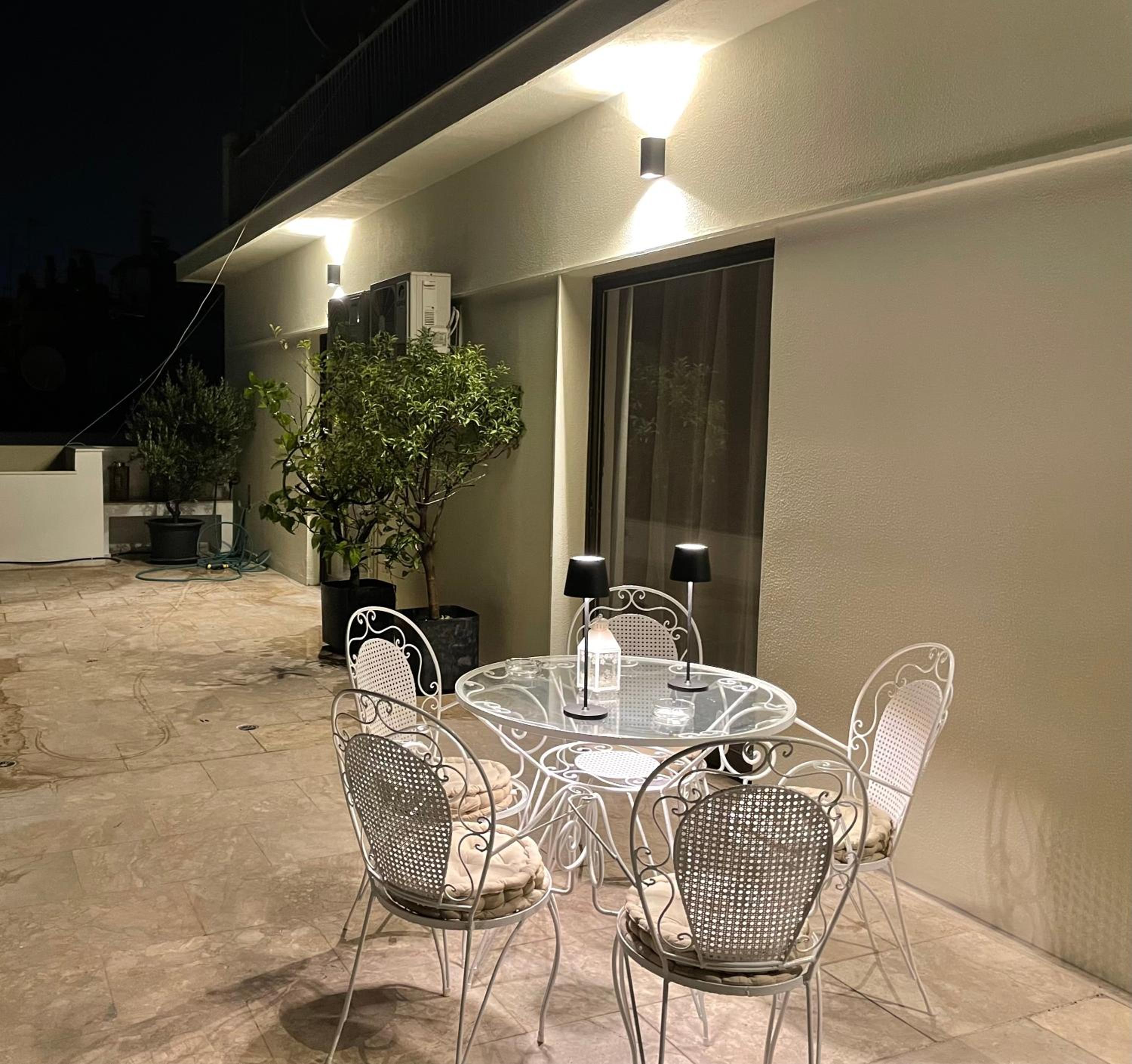 Athens Neos Kosmos penthouse, sea and city view