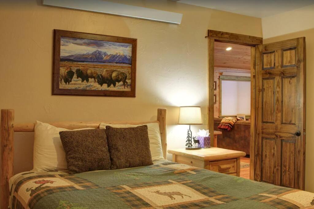 Fox Den Lodge view 2