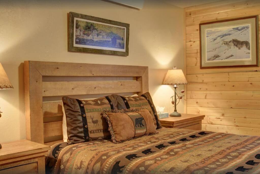 Fox Den Lodge view 3