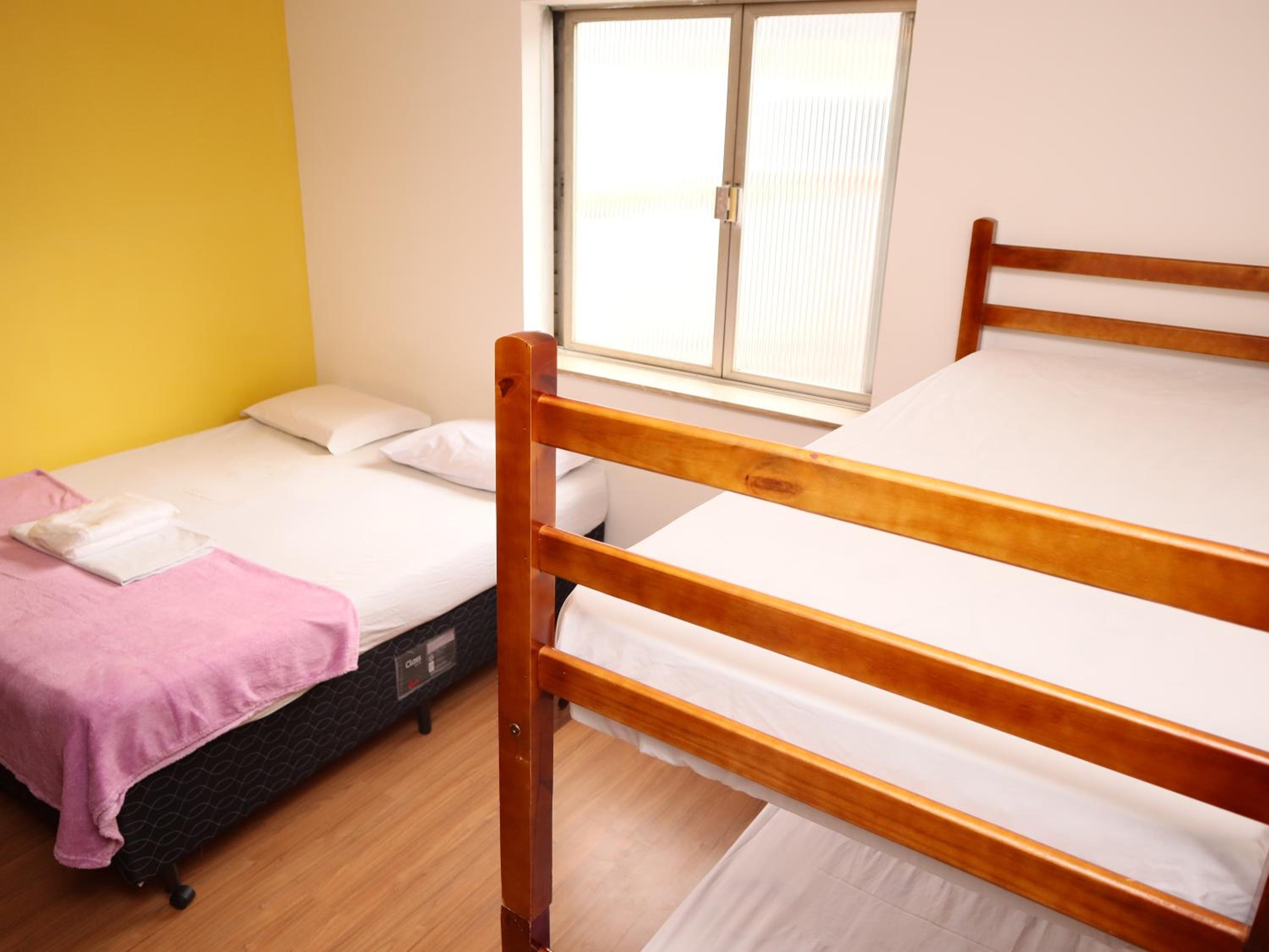 MADÁ Hostel