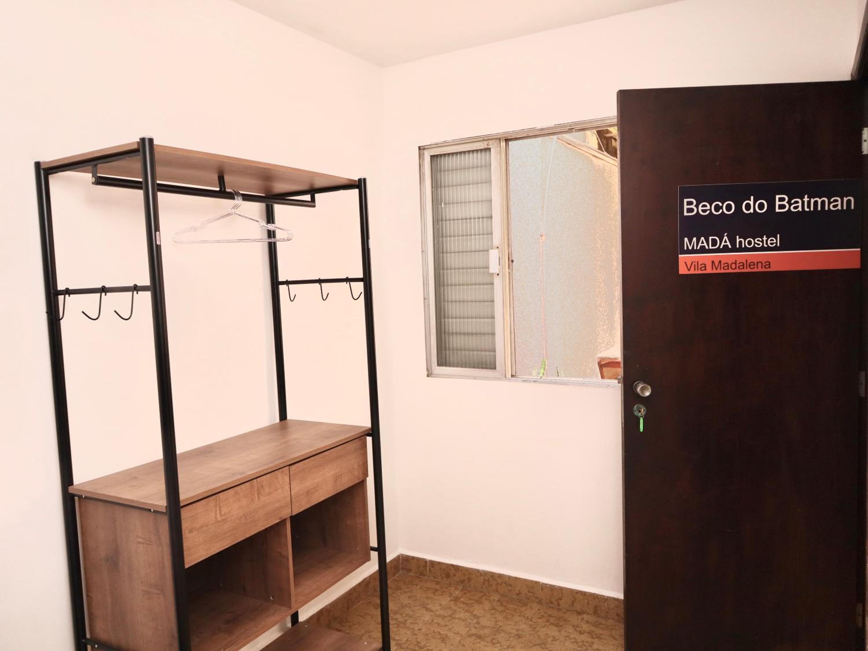 MADÁ Hostel