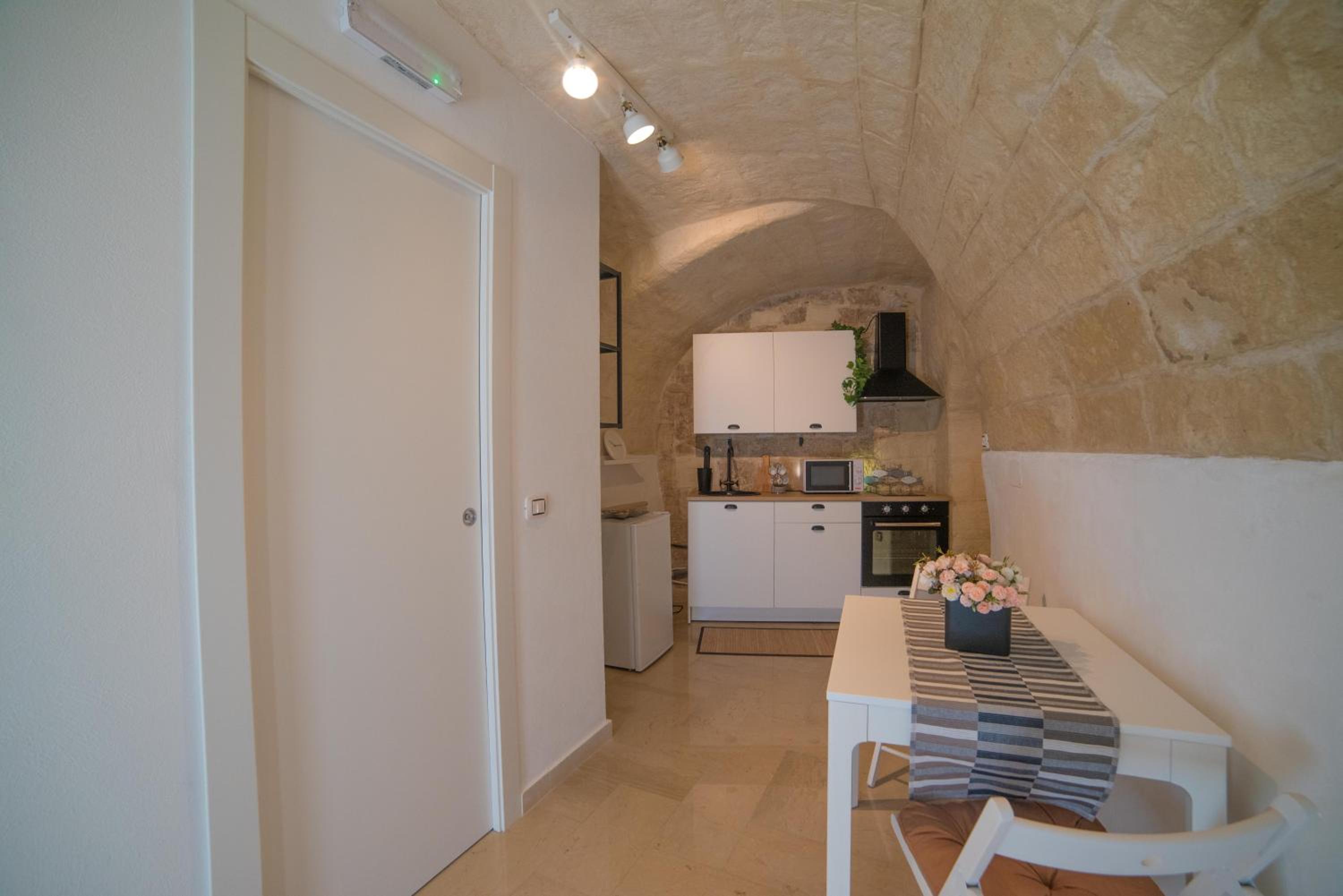A due passi dal mare en Trani — kitchen