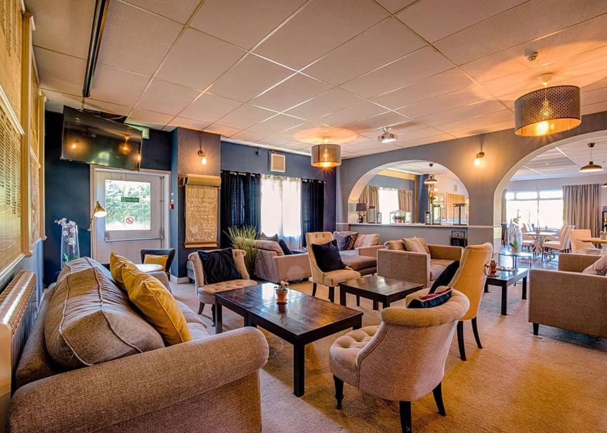 Fingle Glen Lodges