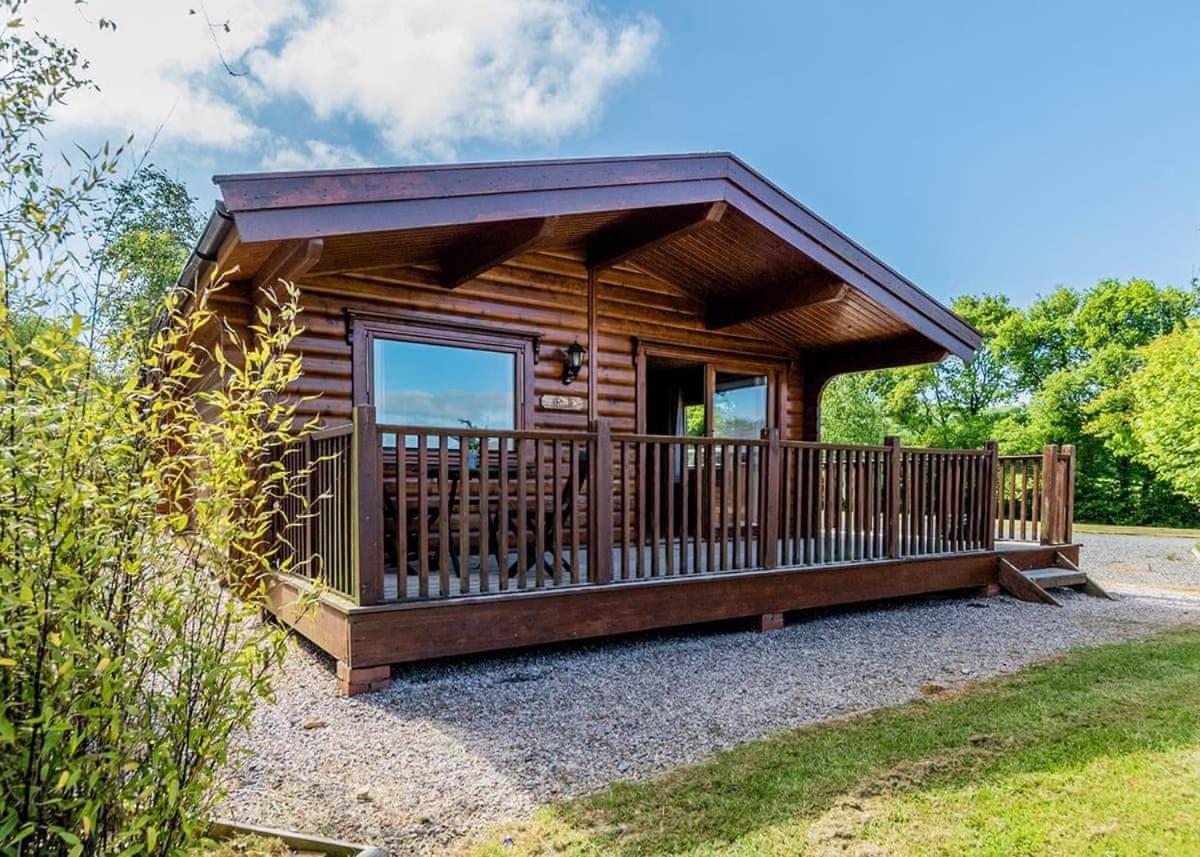 Fingle Glen Lodges