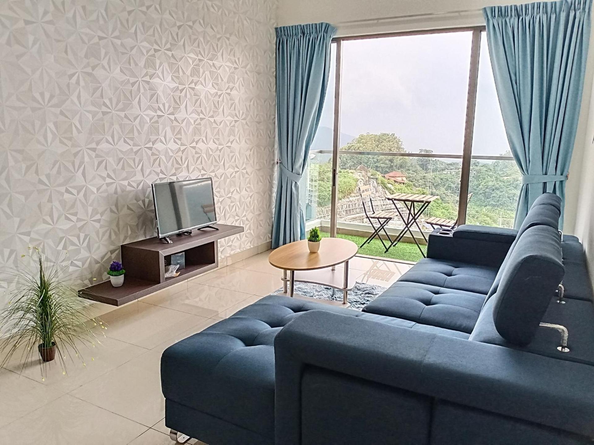 ComfyHome at Palas Horizon Residence with sunrise view photo 8