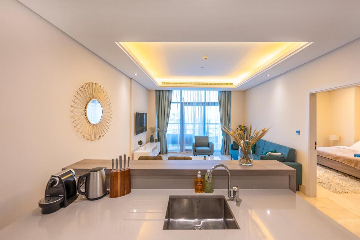 Cozy beachfront 1 bedroom apartment - The 8