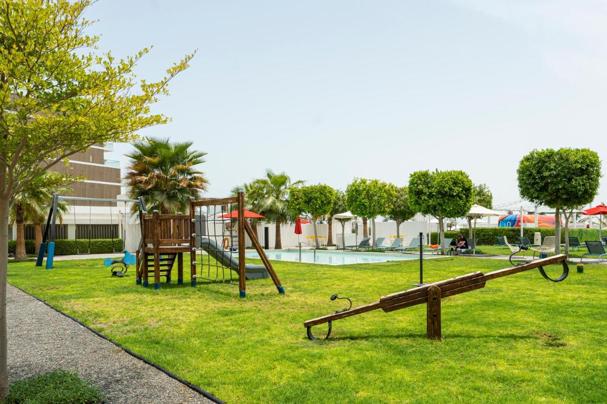 Cozy beachfront 1 bedroom apartment - The 8