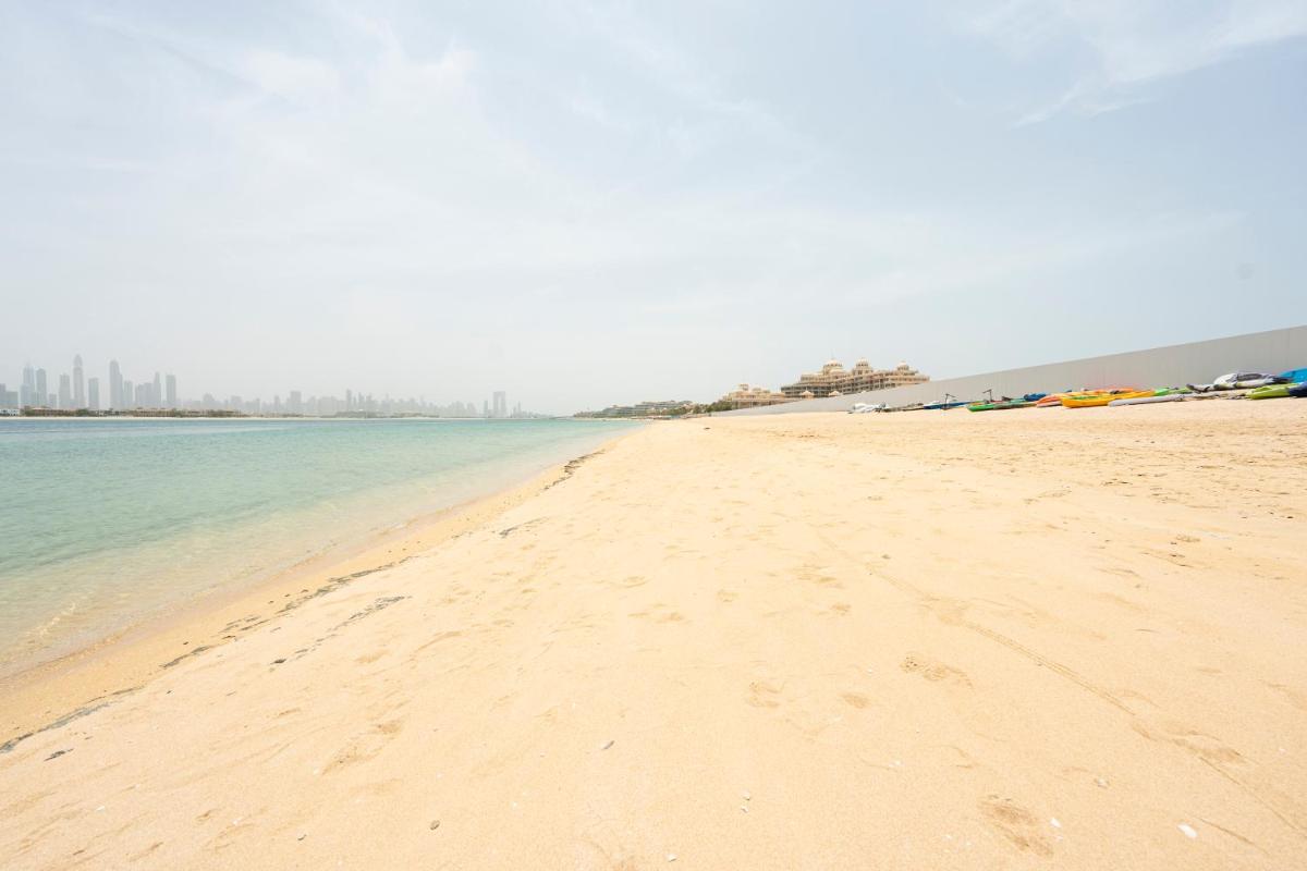 Cozy beachfront 1 bedroom apartment - The 8