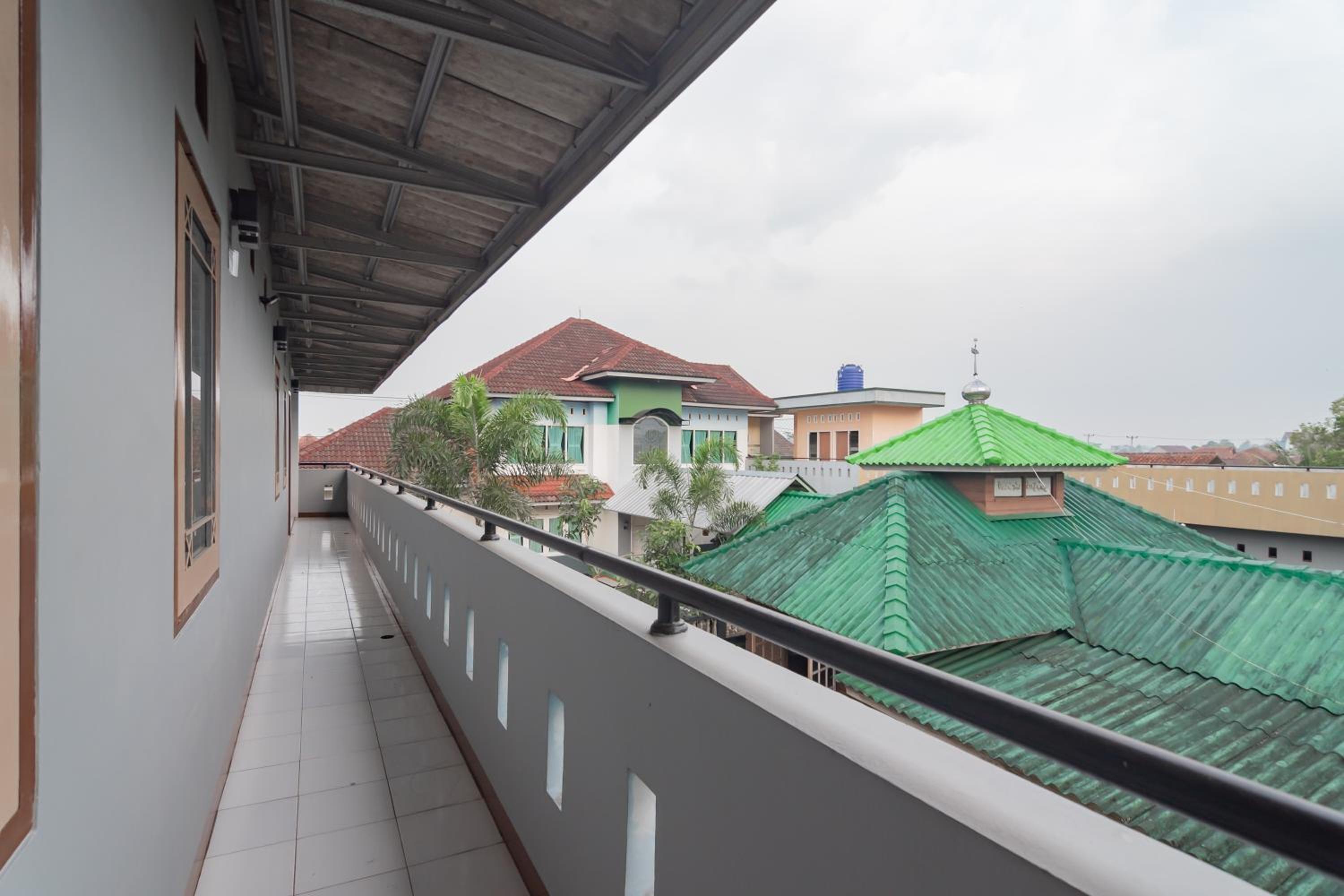 balcony