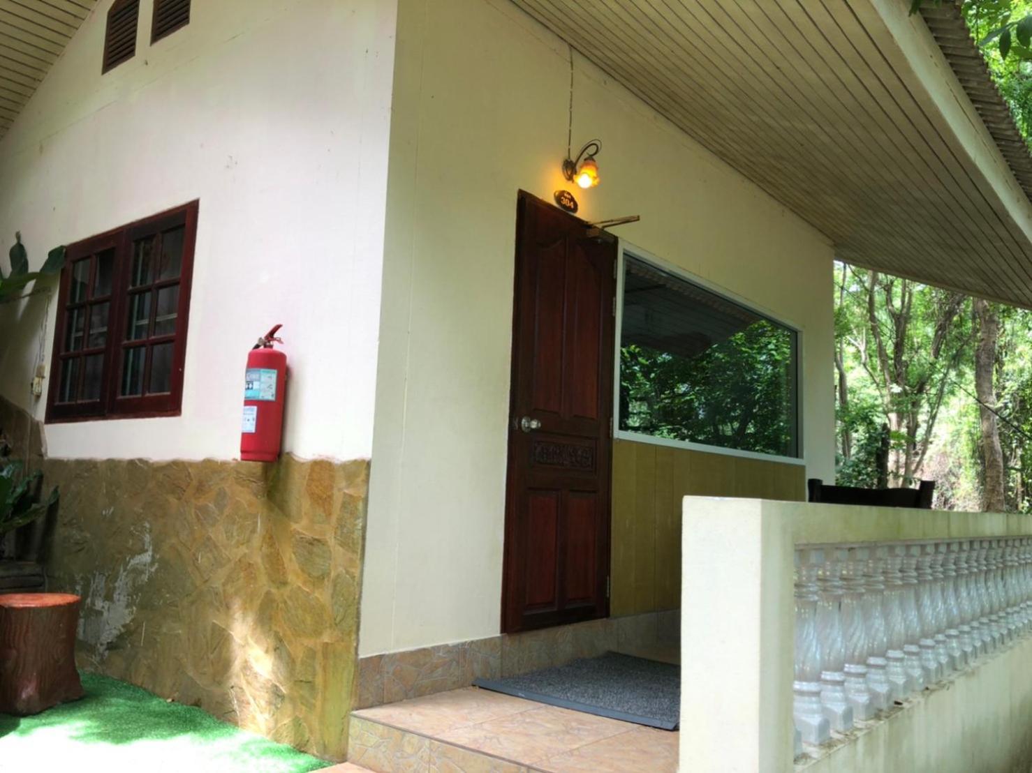Saiyok River House