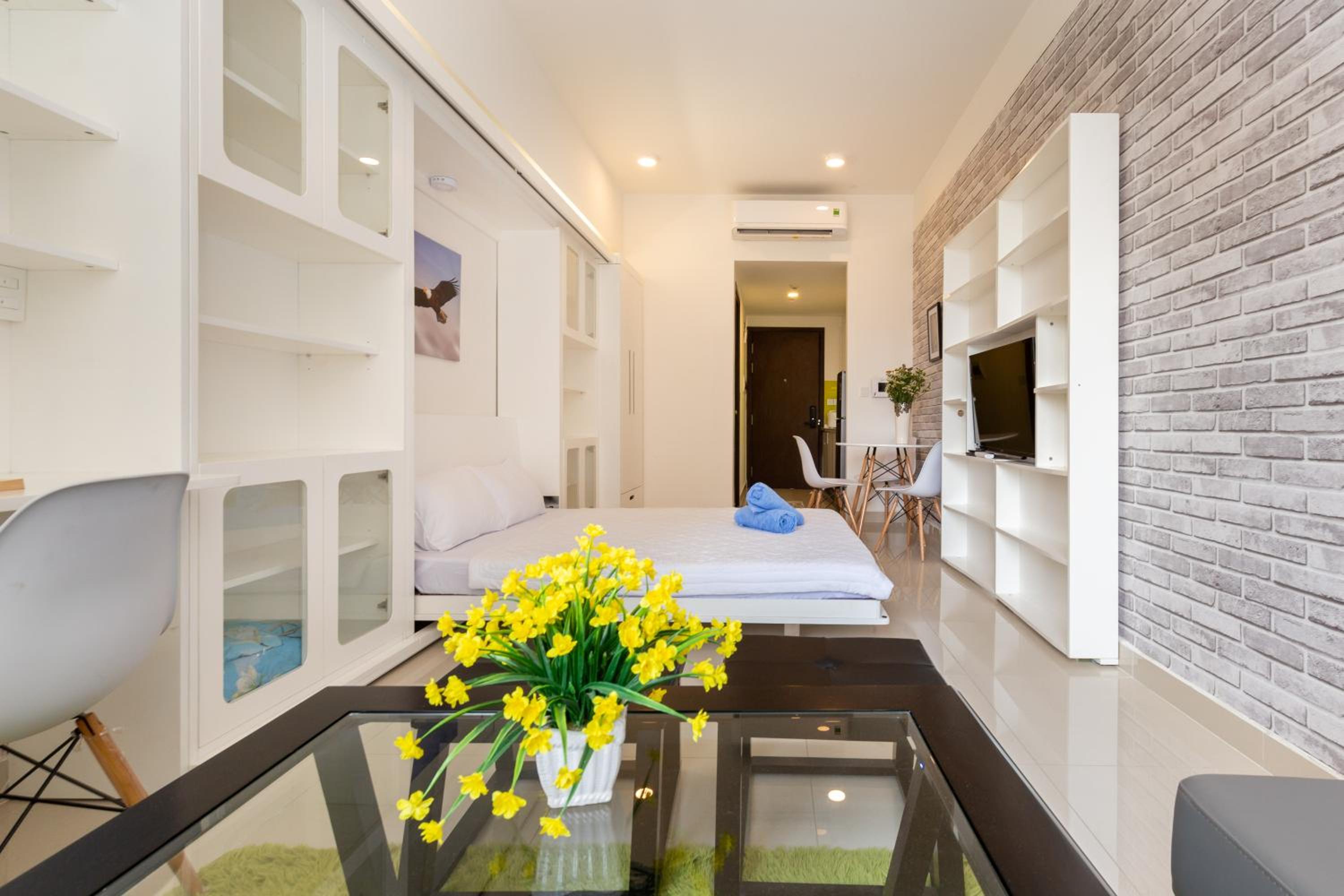 Tresor studios #pool for 30 nights booking