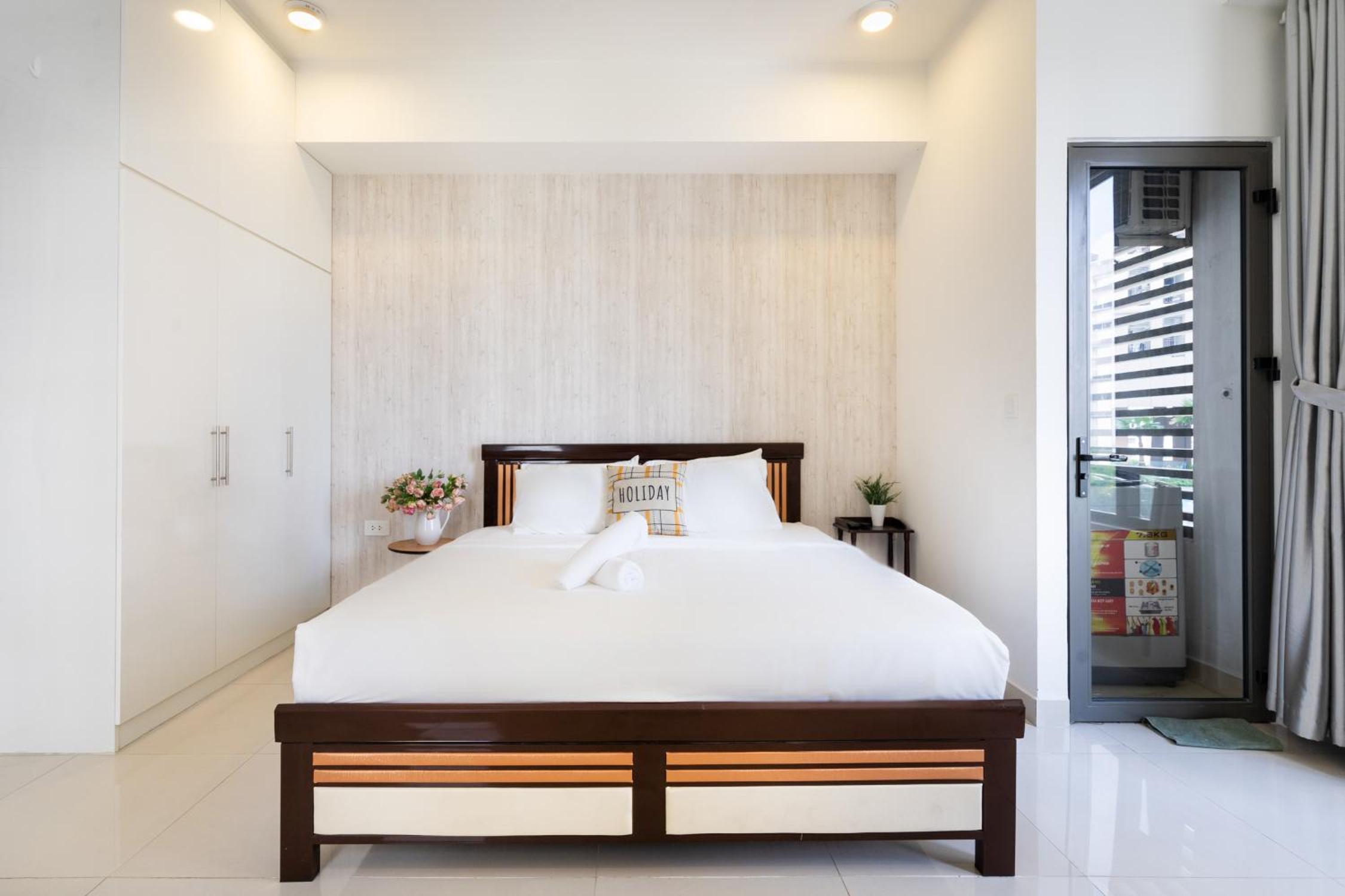 Tresor studios #pool for 30 nights booking