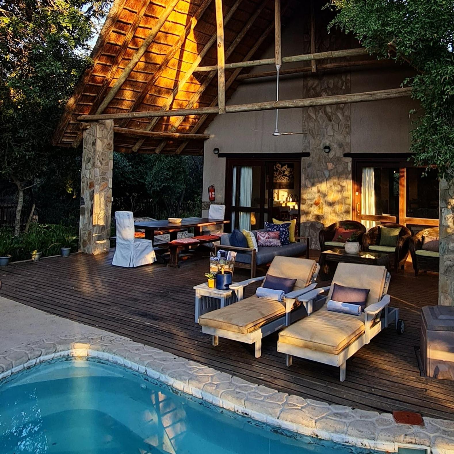 Leopard's Lair Bush Lodge view 3