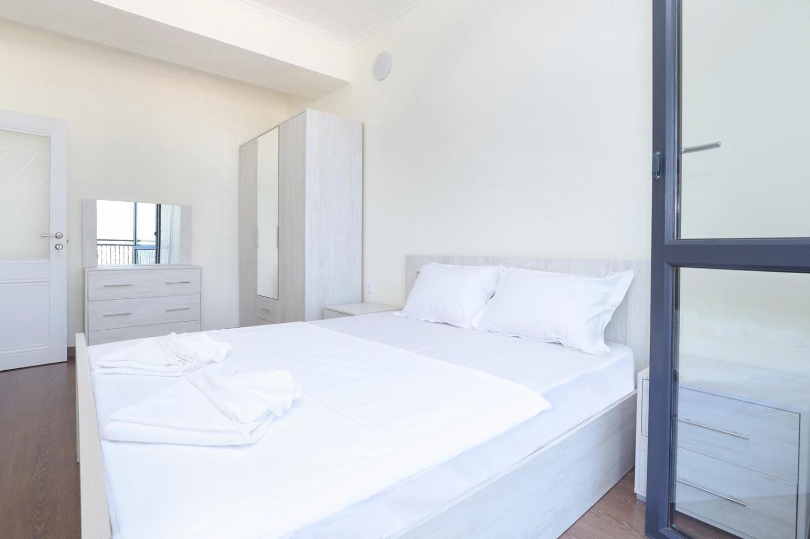 Apart-hotel on Koghbatsi 16