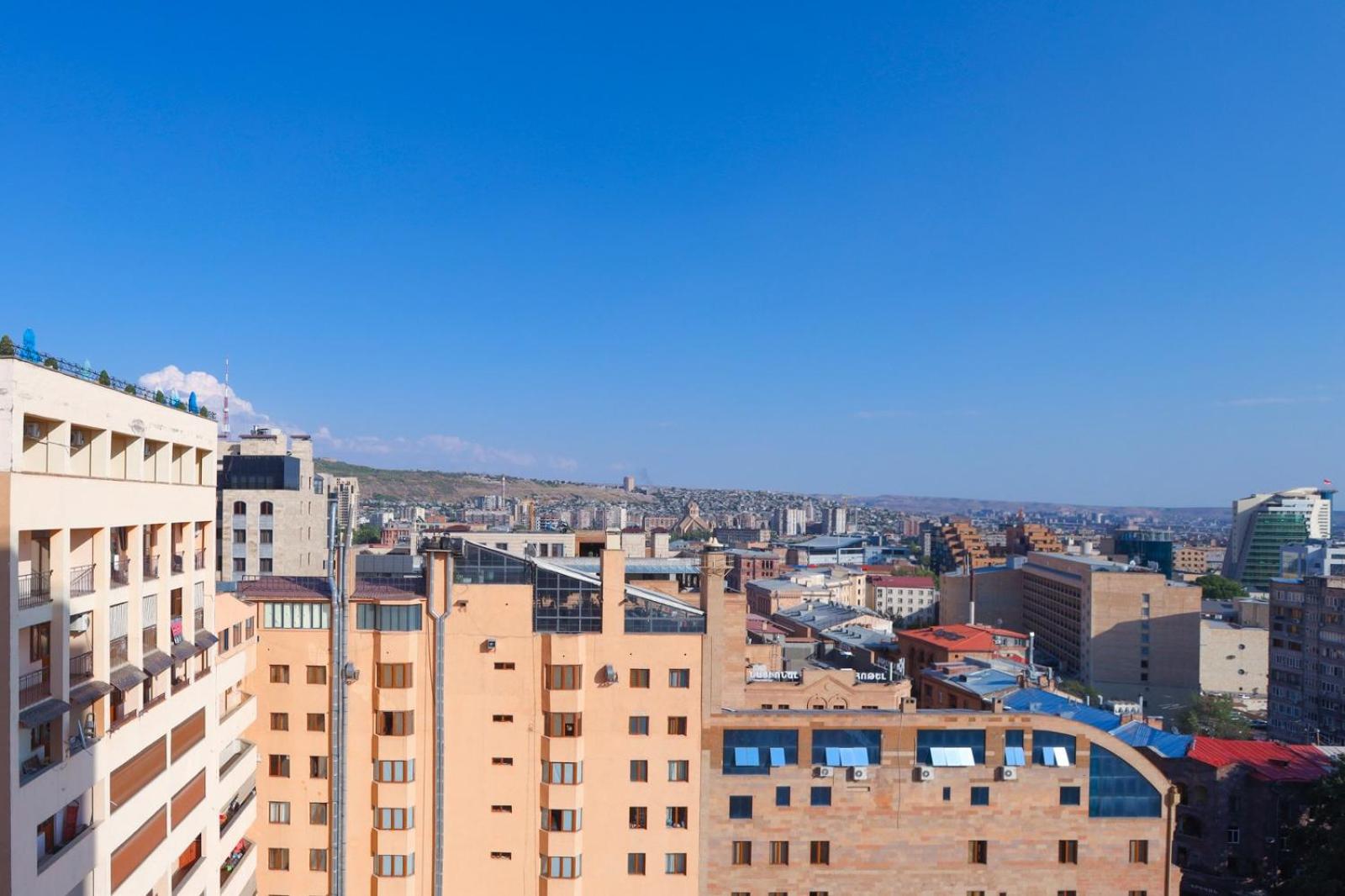 Apart-hotel on Koghbatsi 16
