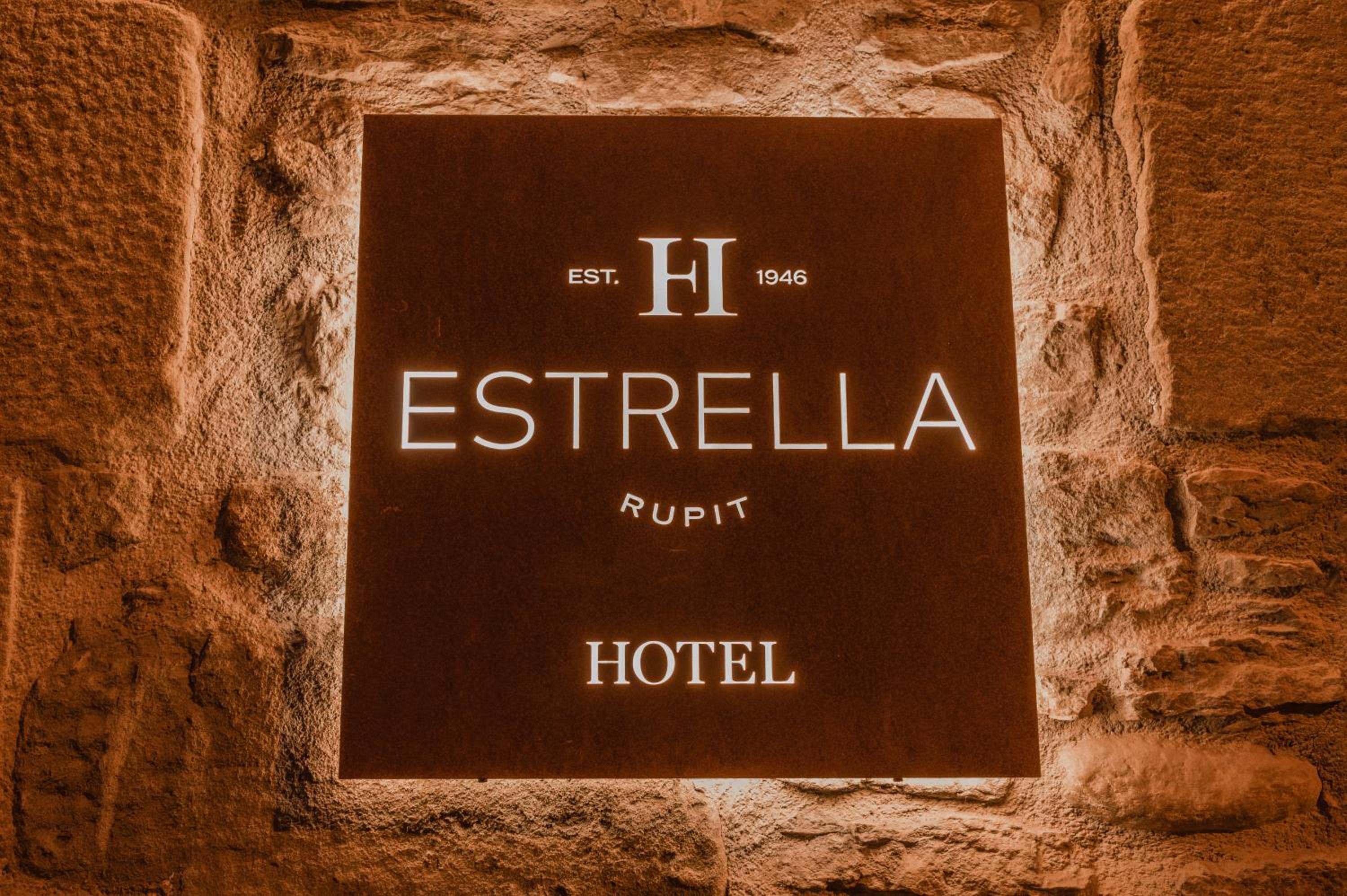 Hotel Hostal Estrella view 5